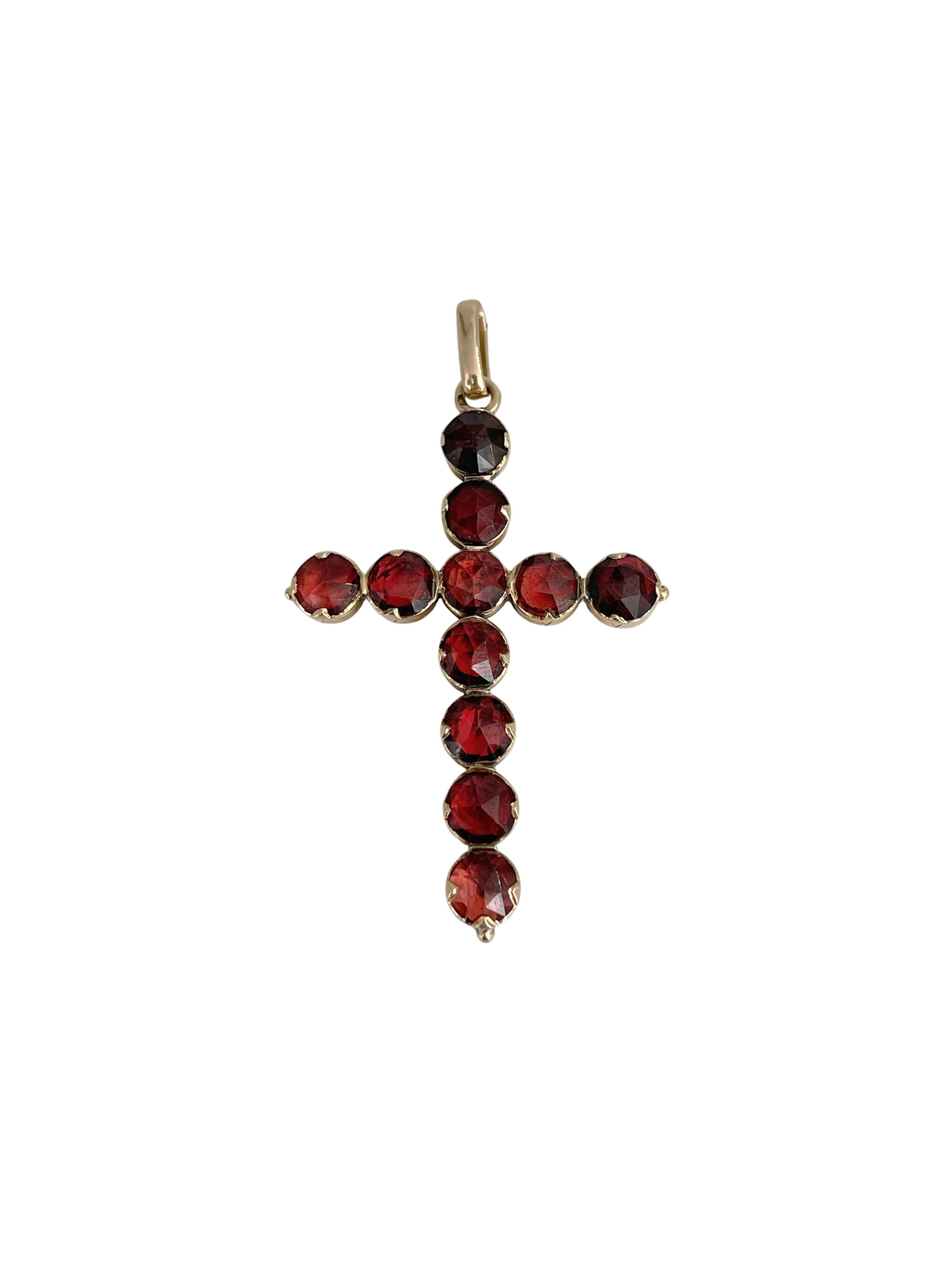 Pendentif croix victorien en or 14 carats avec grenat rouge taille rose de 6,00 carats Bon état - En vente à Vilnius, Vilniaus apskr.