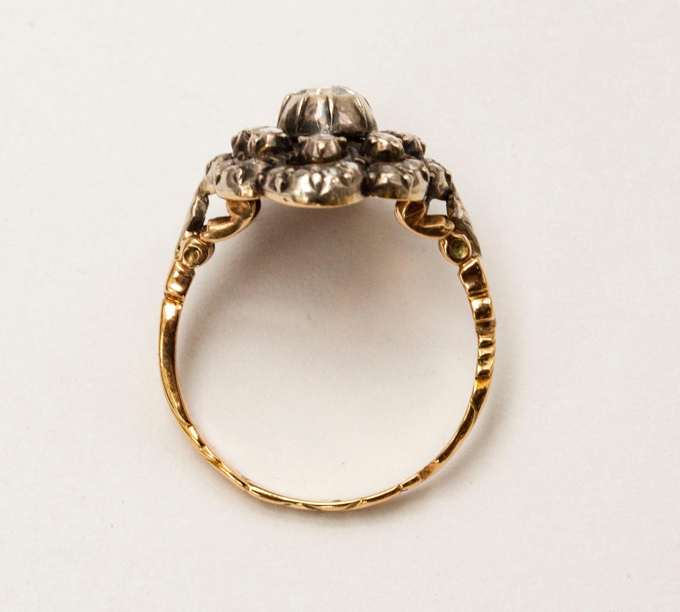 Victorian 14 Karat Gold and Silver Cluster Diamonds Cocktail Ring In Good Condition For Sale In Arnhem, NL