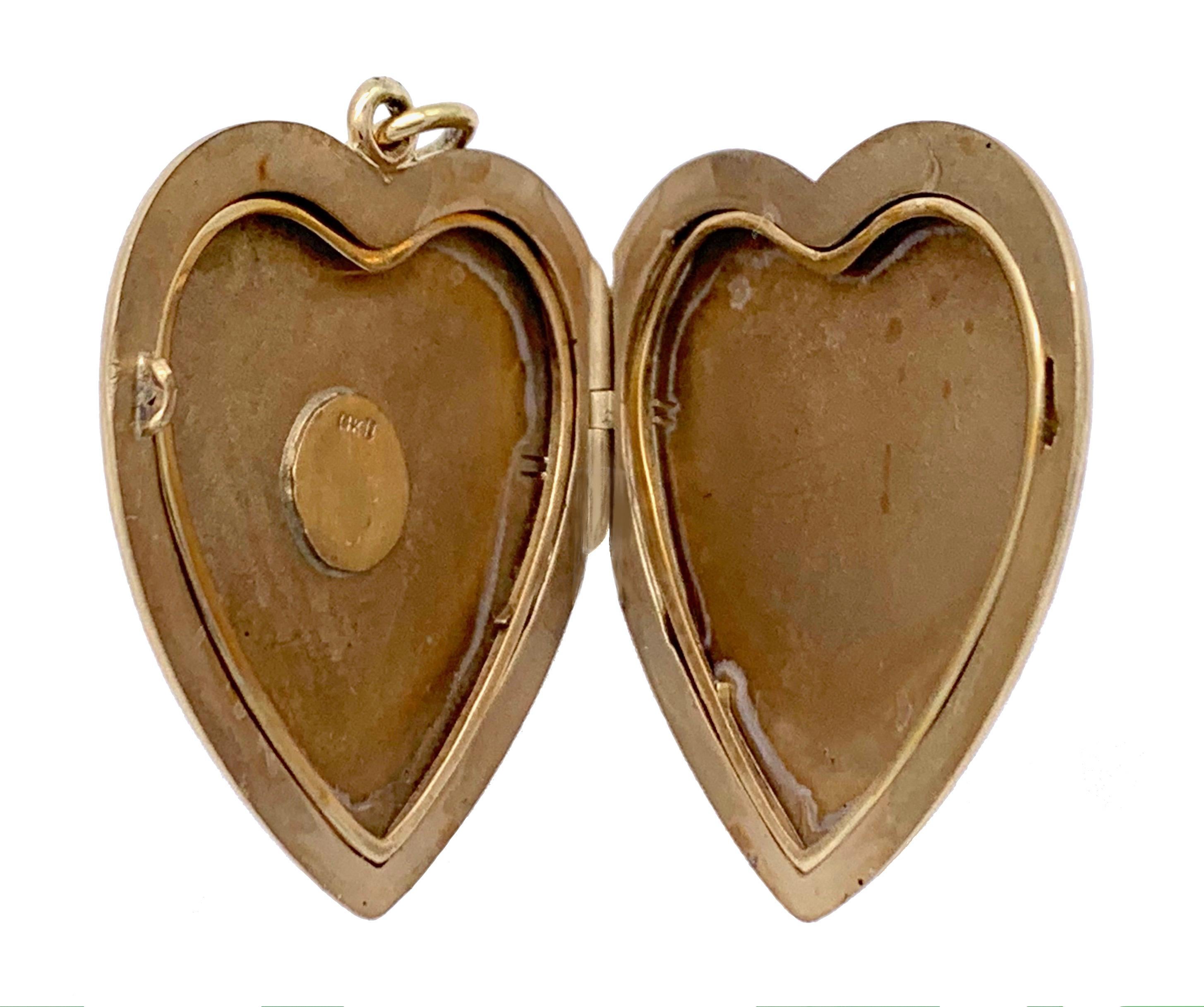 Antikes viktorianisches Herz-Medaillon-Anhänger 14K Gold Blumen Disteln Schnörkel USA im Zustand „Gut“ in Munich, Bavaria