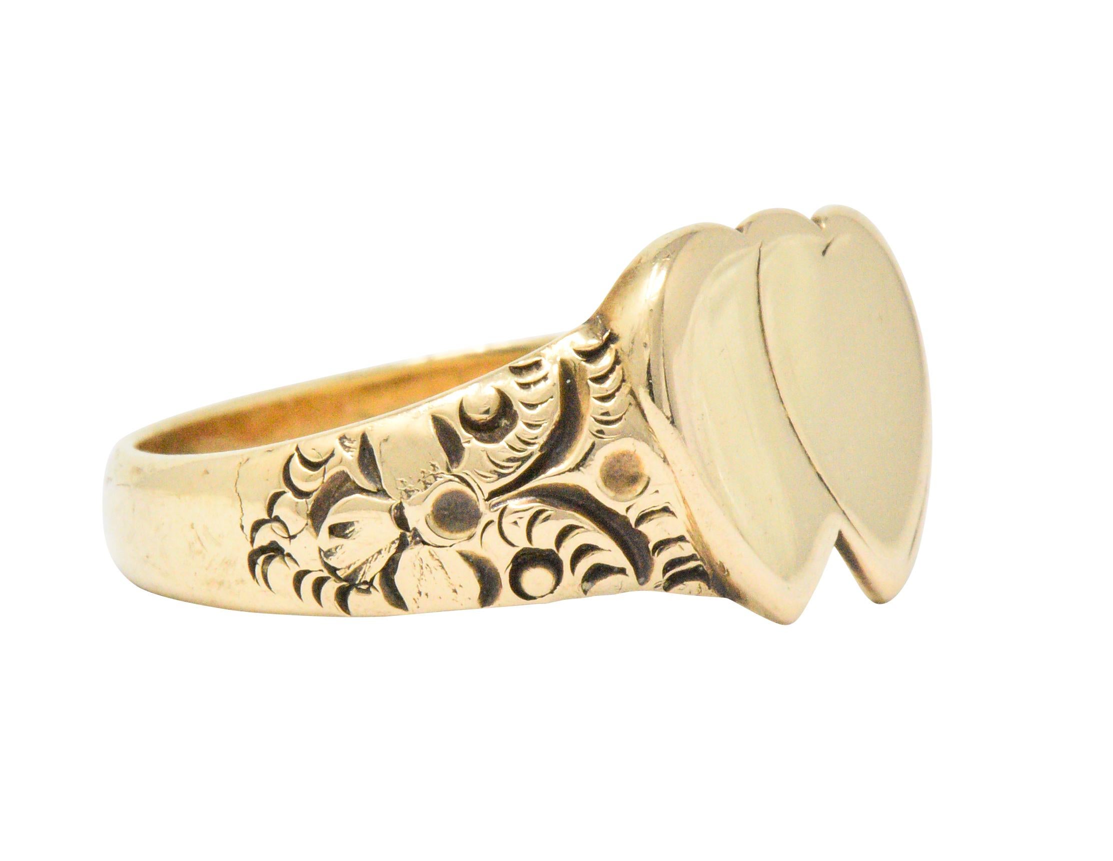 Victorian 14 Karat Gold Men's Double Heart Ring L. Tassara In Excellent Condition In Philadelphia, PA