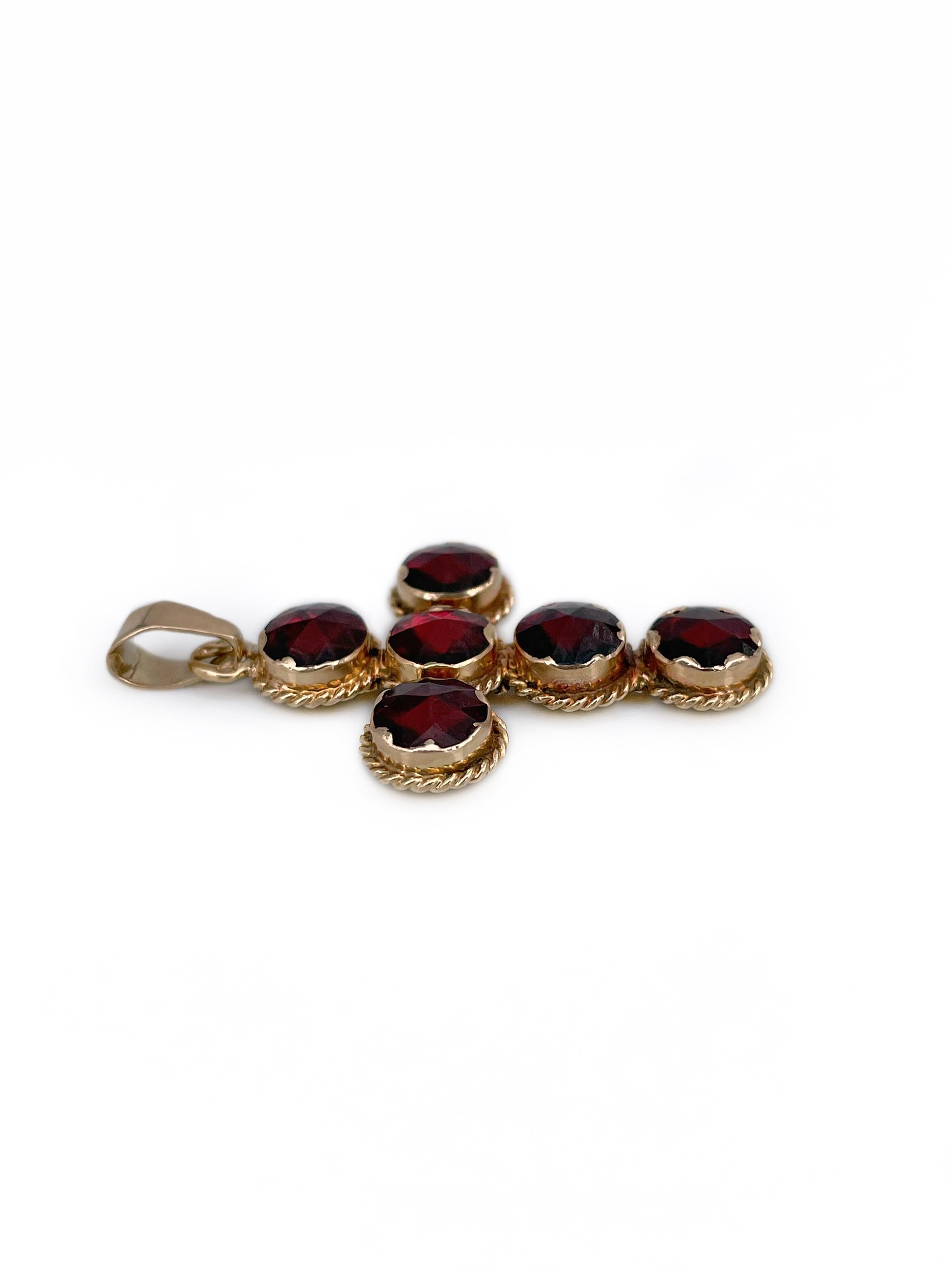 Taille rose Pendentif croix victorien en or 14 carats avec grenat rouge taillé en rose en vente