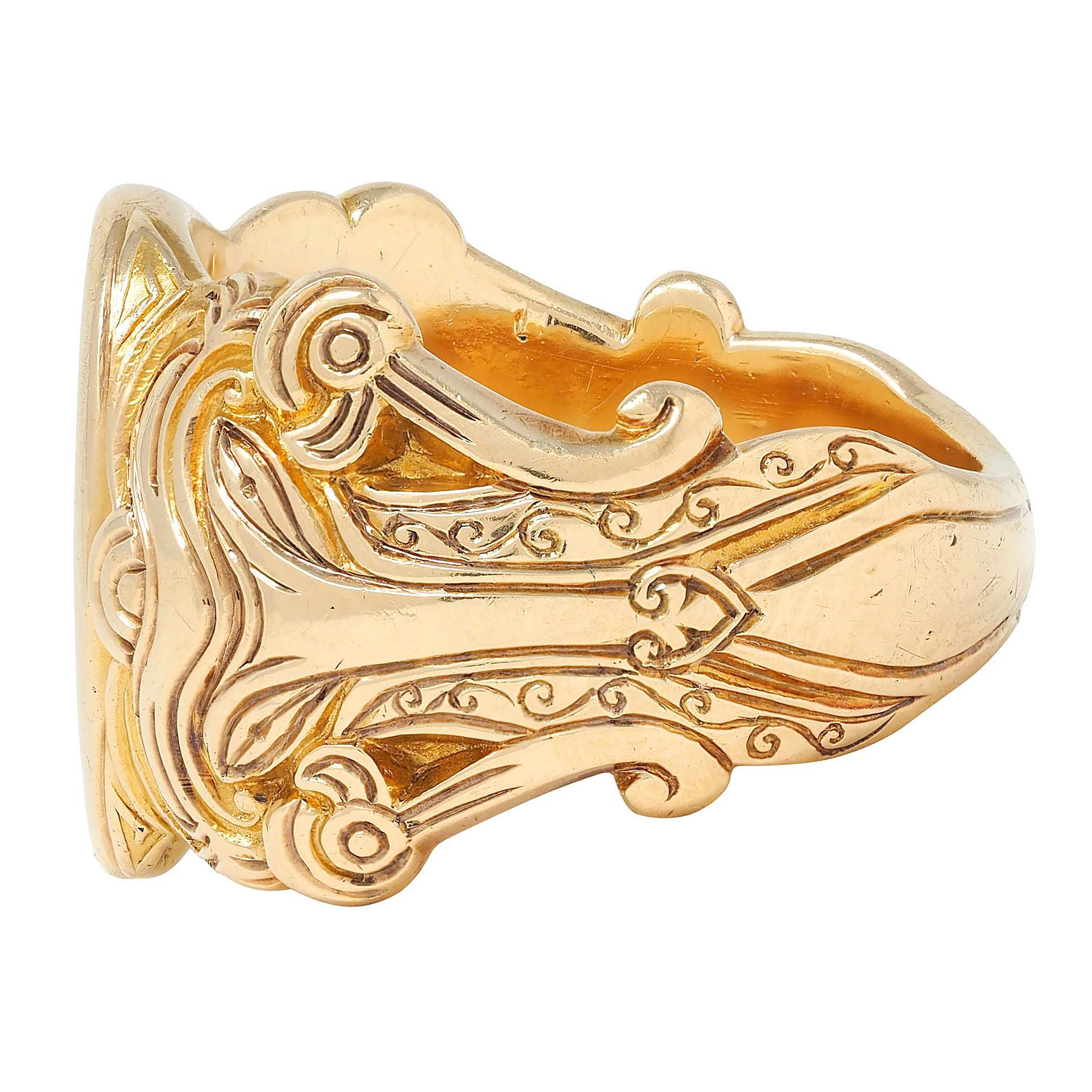 Victorian 14 Karat Yellow Gold Antique Heraldic Unisex Signet Ring For Sale 2