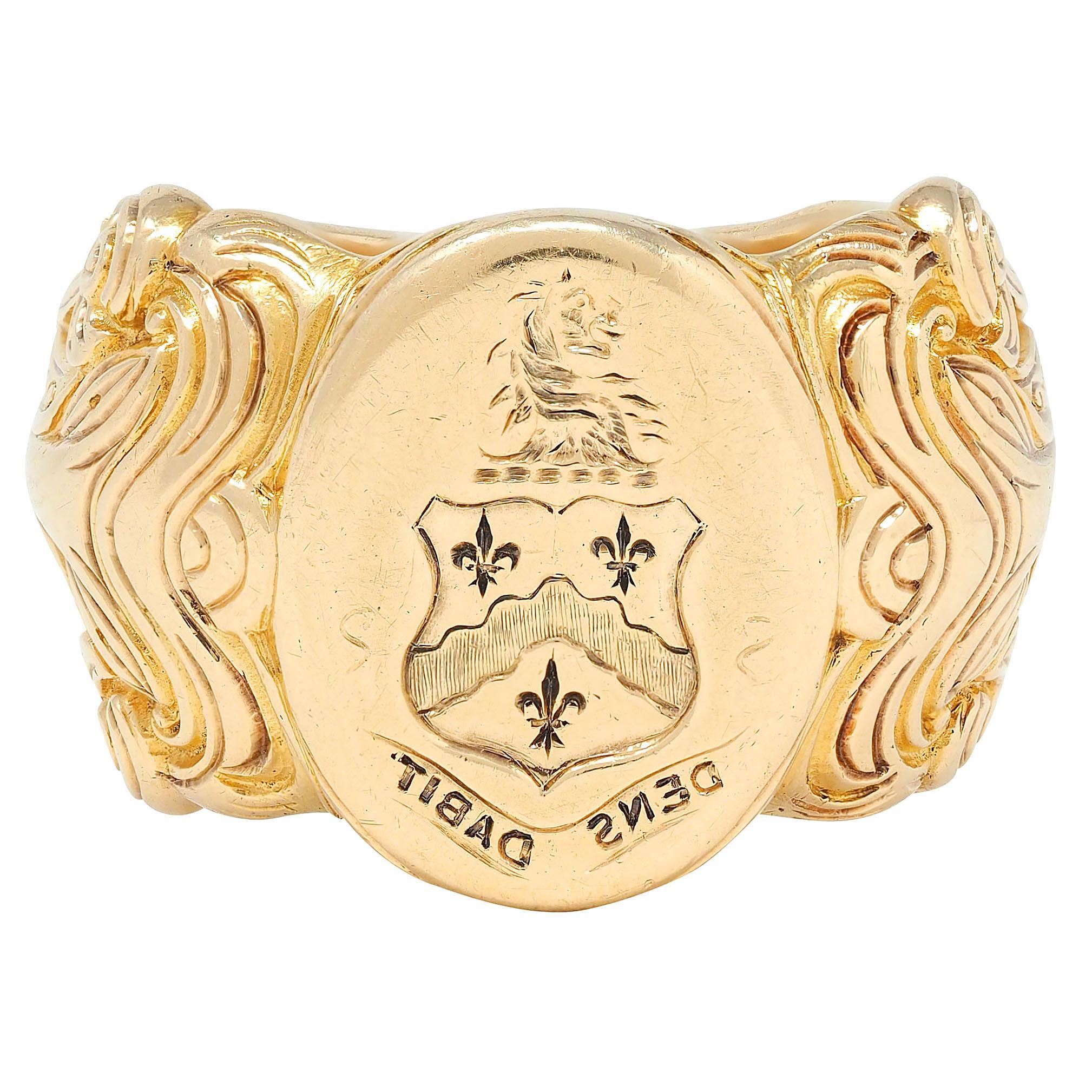 Victorian 14 Karat Yellow Gold Antique Heraldic Unisex Signet Ring