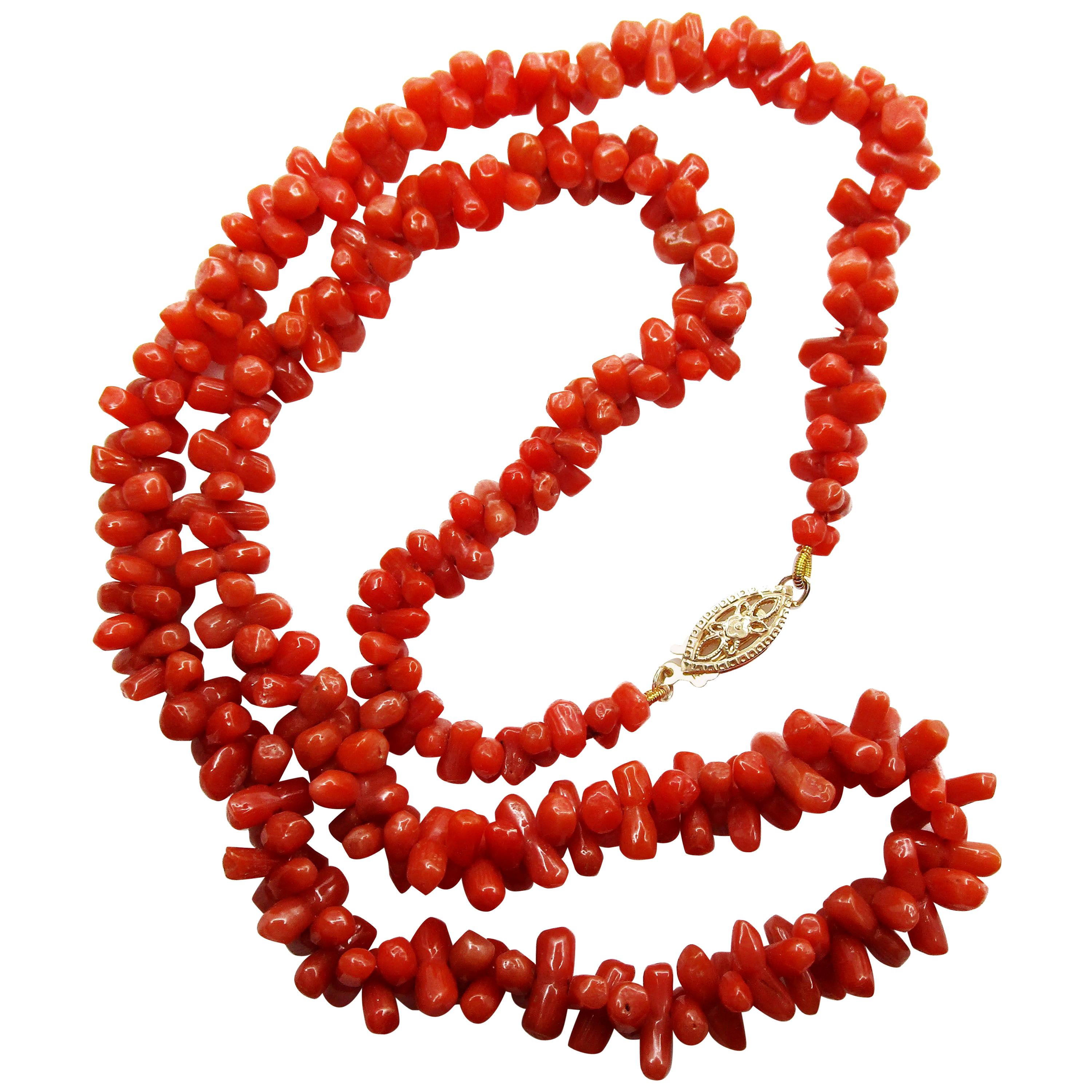 Victorian 14 Karat Yellow Gold Natural Red Coral Bead Strand For Sale