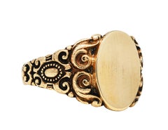 Victorian 14 Karat Yellow Gold Scrolling Men’s Unisex Signet Ring