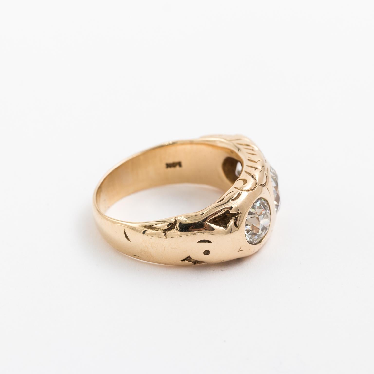 Women's Victorian 14 Karat Yellow Gold Three-Stone 2.19 Carat Diamond Ring For Sale