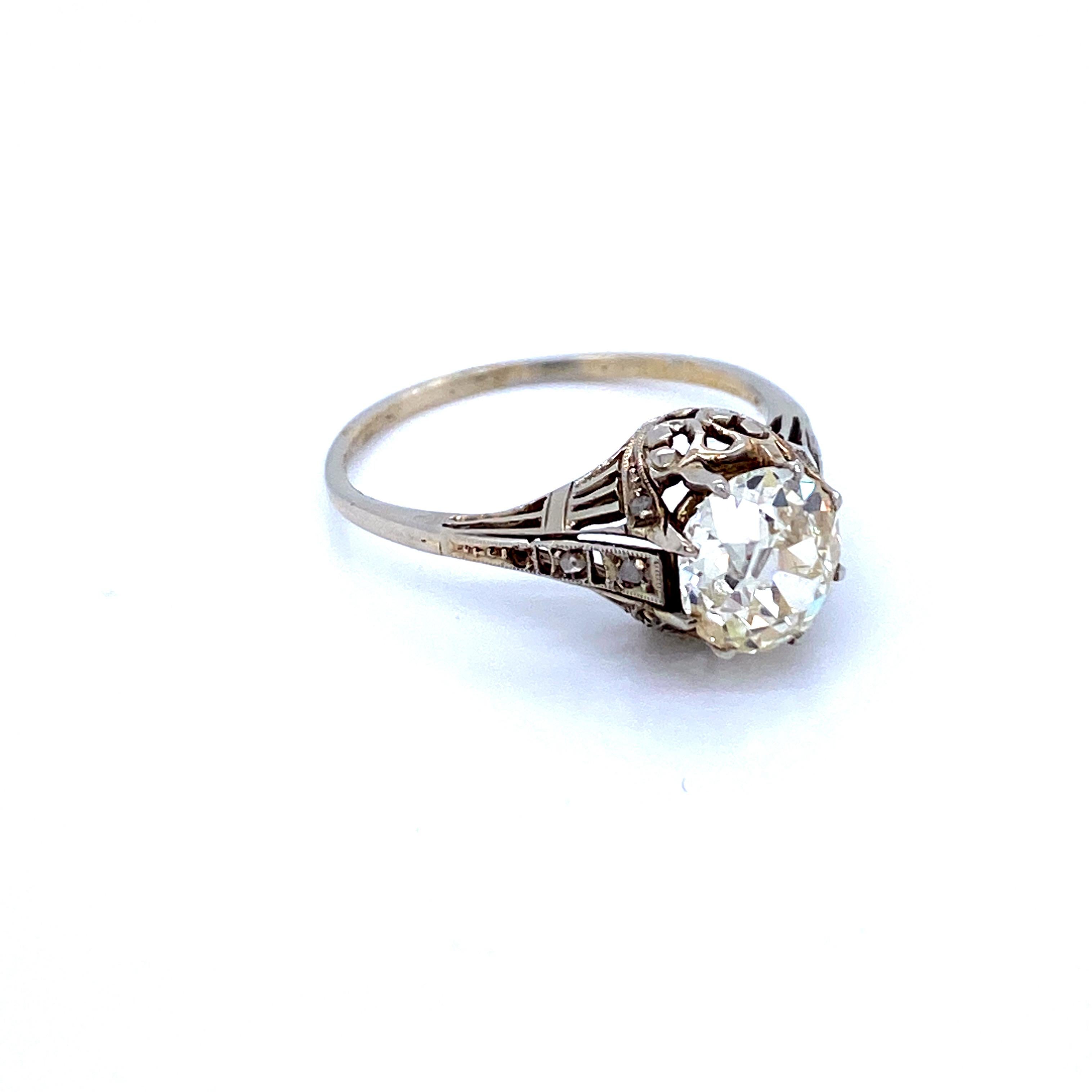Victorian 1.40 Carat Diamond Gold Solitaire Ring In Excellent Condition In Napoli, Italy