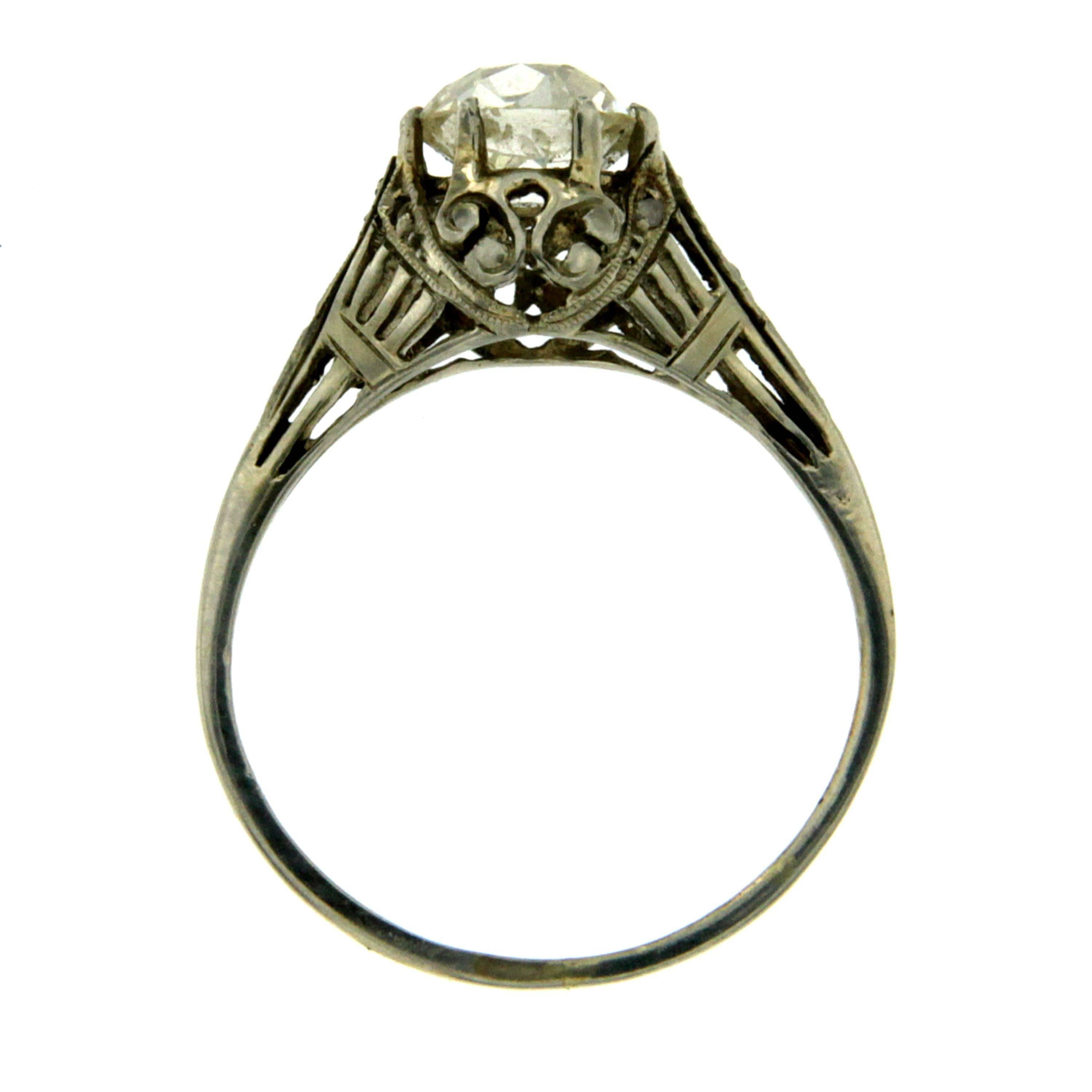 Victorian 1.40 Carat Diamond Gold Solitaire Ring 3