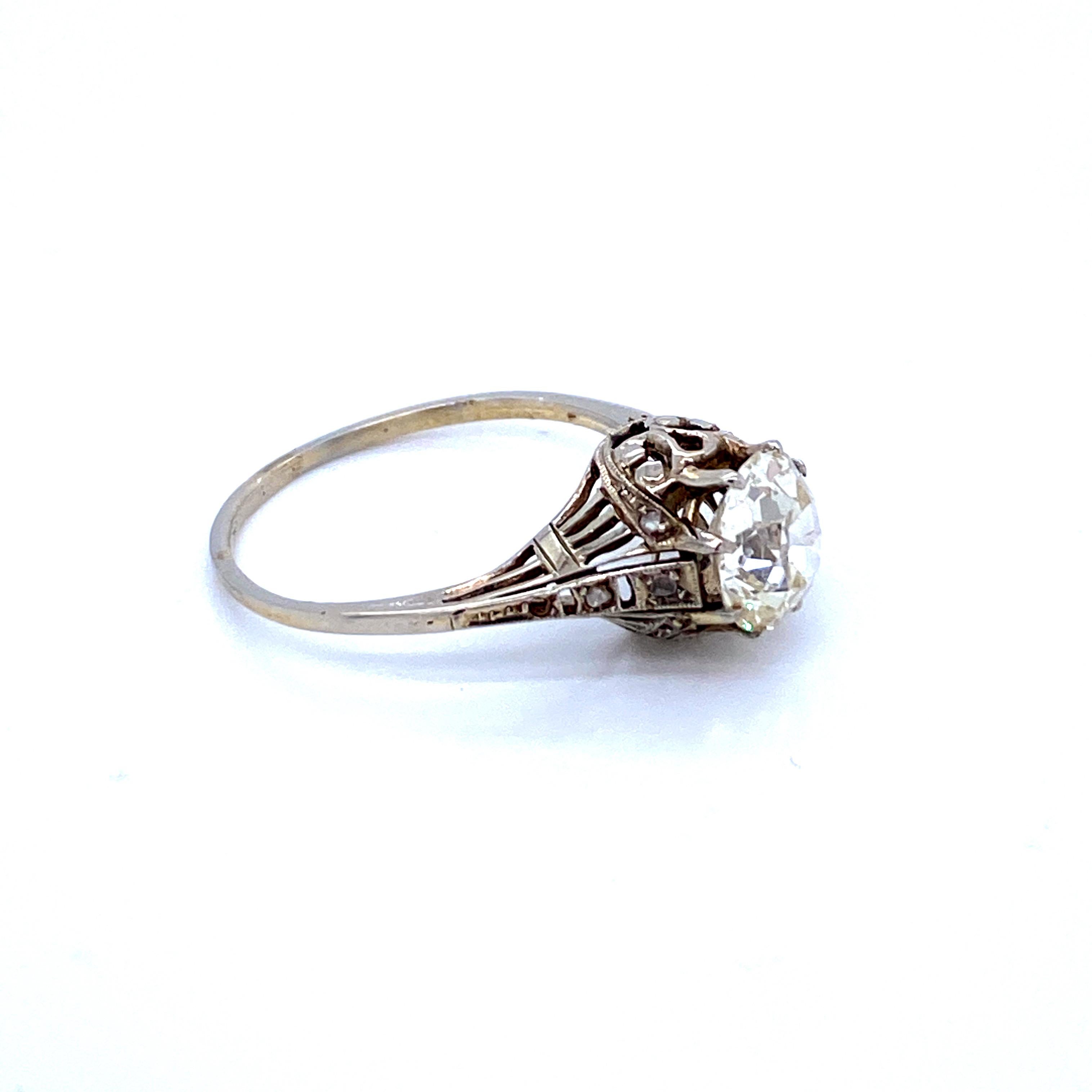 Women's or Men's Victorian 1.40 Carat Diamond Gold Solitaire Ring