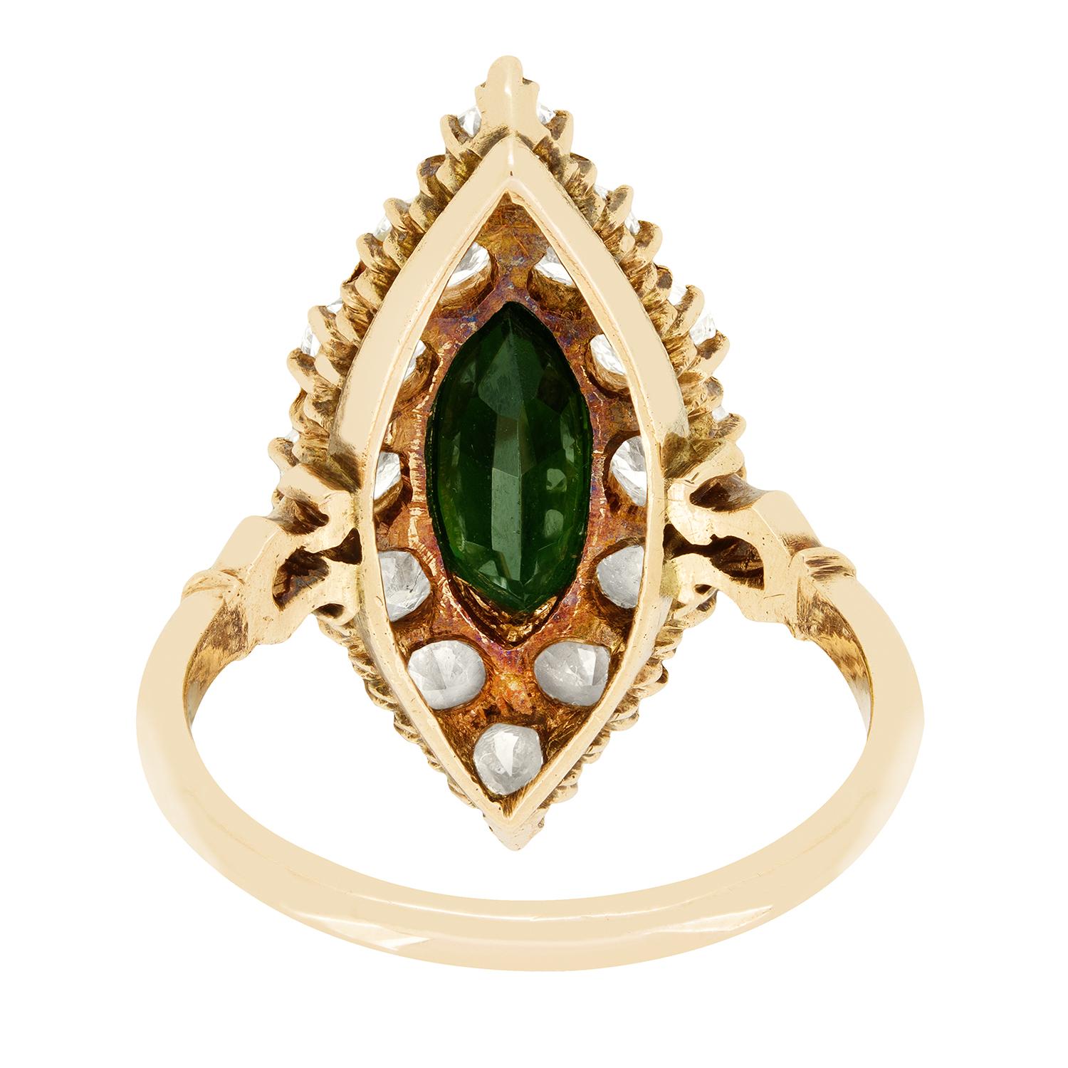 Viktorianischer Bootsring mit 1,40 Karat Smaragd und Diamant, um 1880 im Zustand „Gut“ im Angebot in London, GB