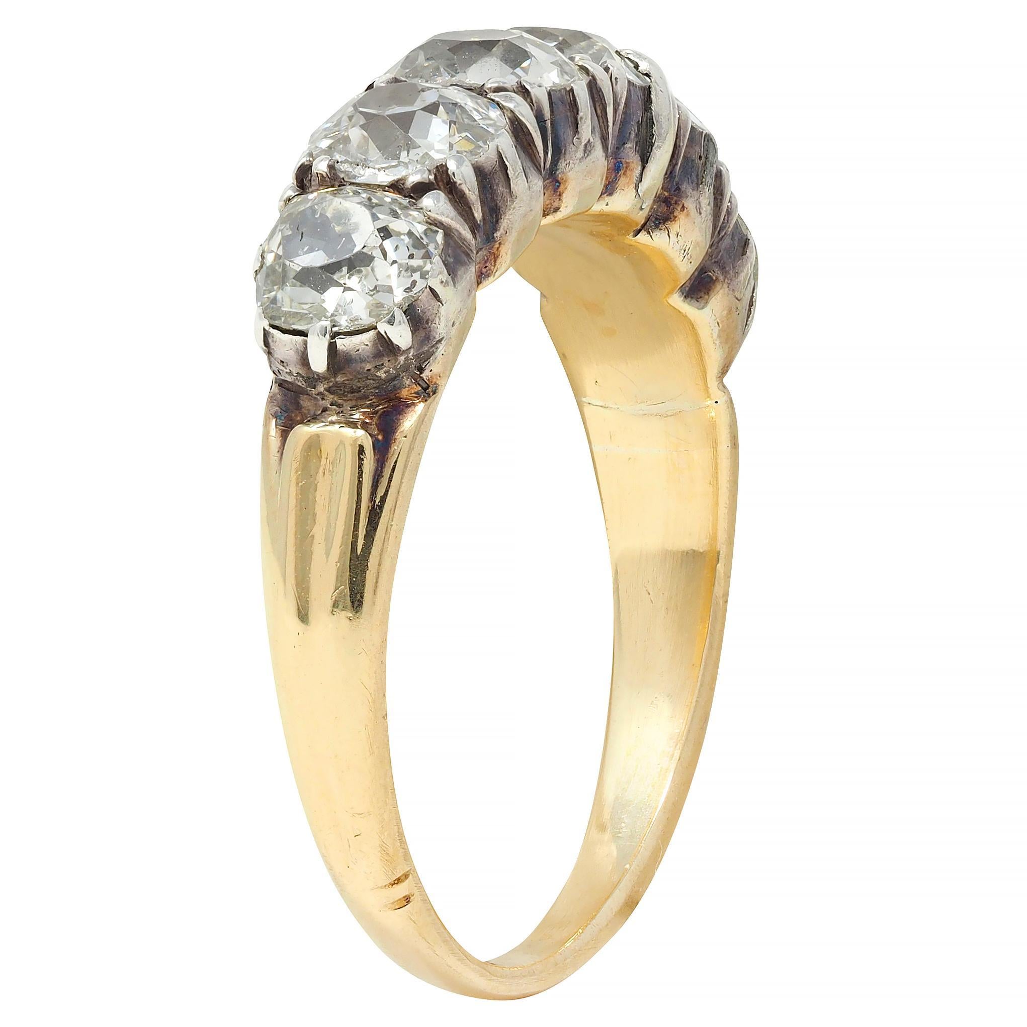 Victorian 1.45 CTW Old Mine Diamond Silver 14 Karat Gold Antique Band Ring For Sale 5