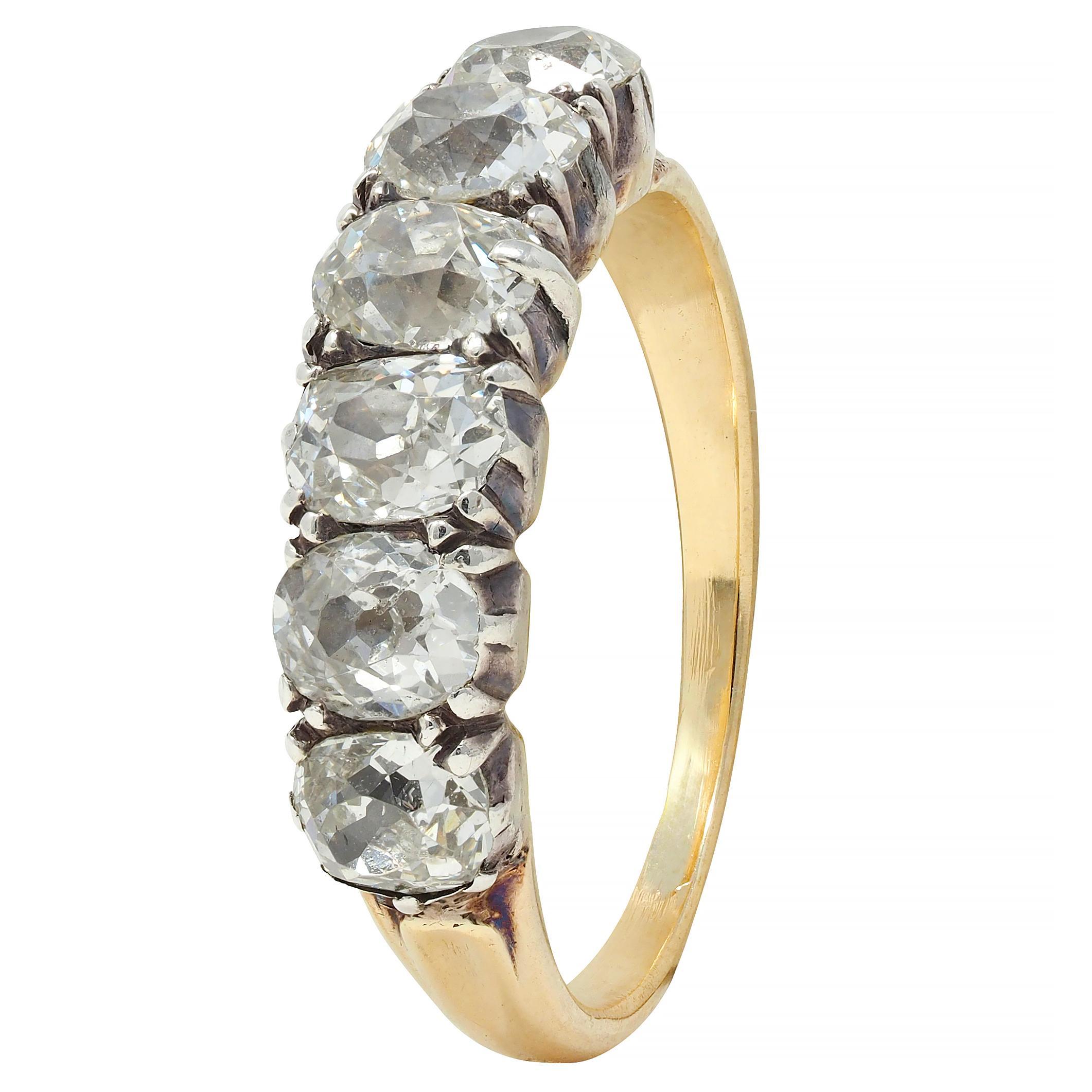 Victorian 1.45 CTW Old Mine Diamond Silver 14 Karat Gold Antique Band Ring For Sale 3