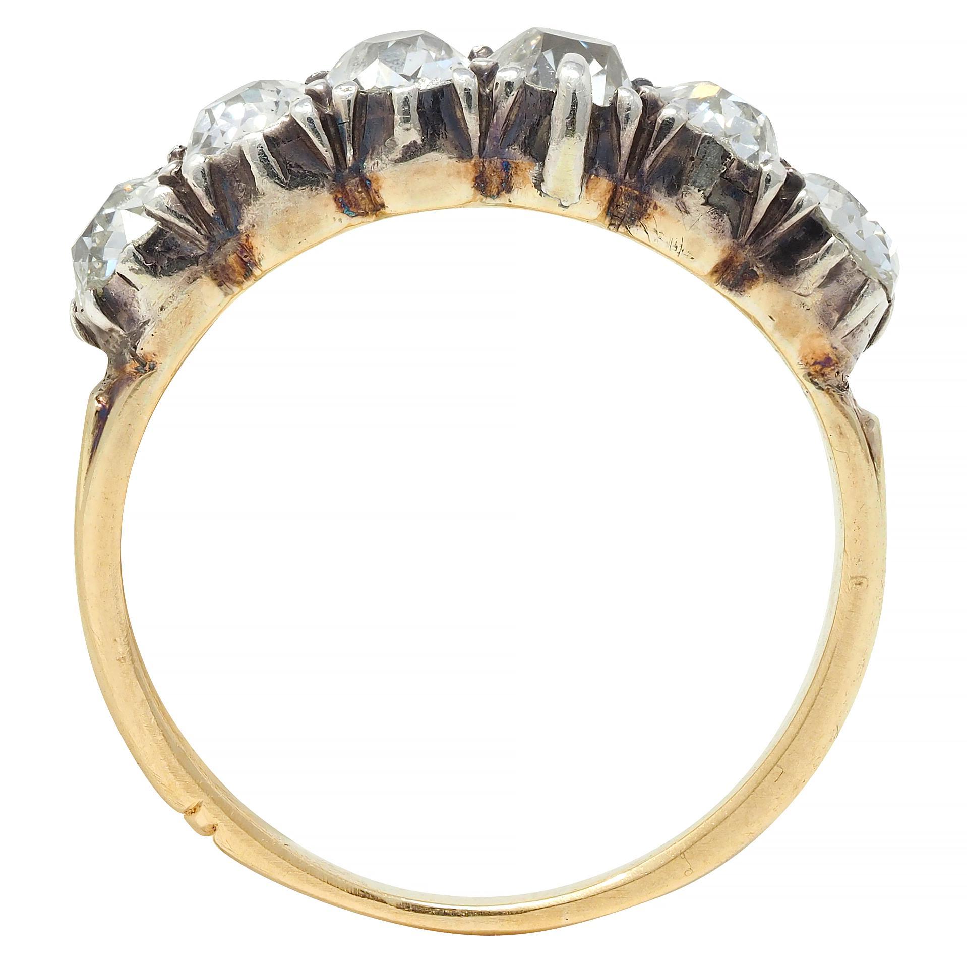 Victorian 1.45 CTW Old Mine Diamond Silver 14 Karat Gold Antique Band Ring For Sale 4