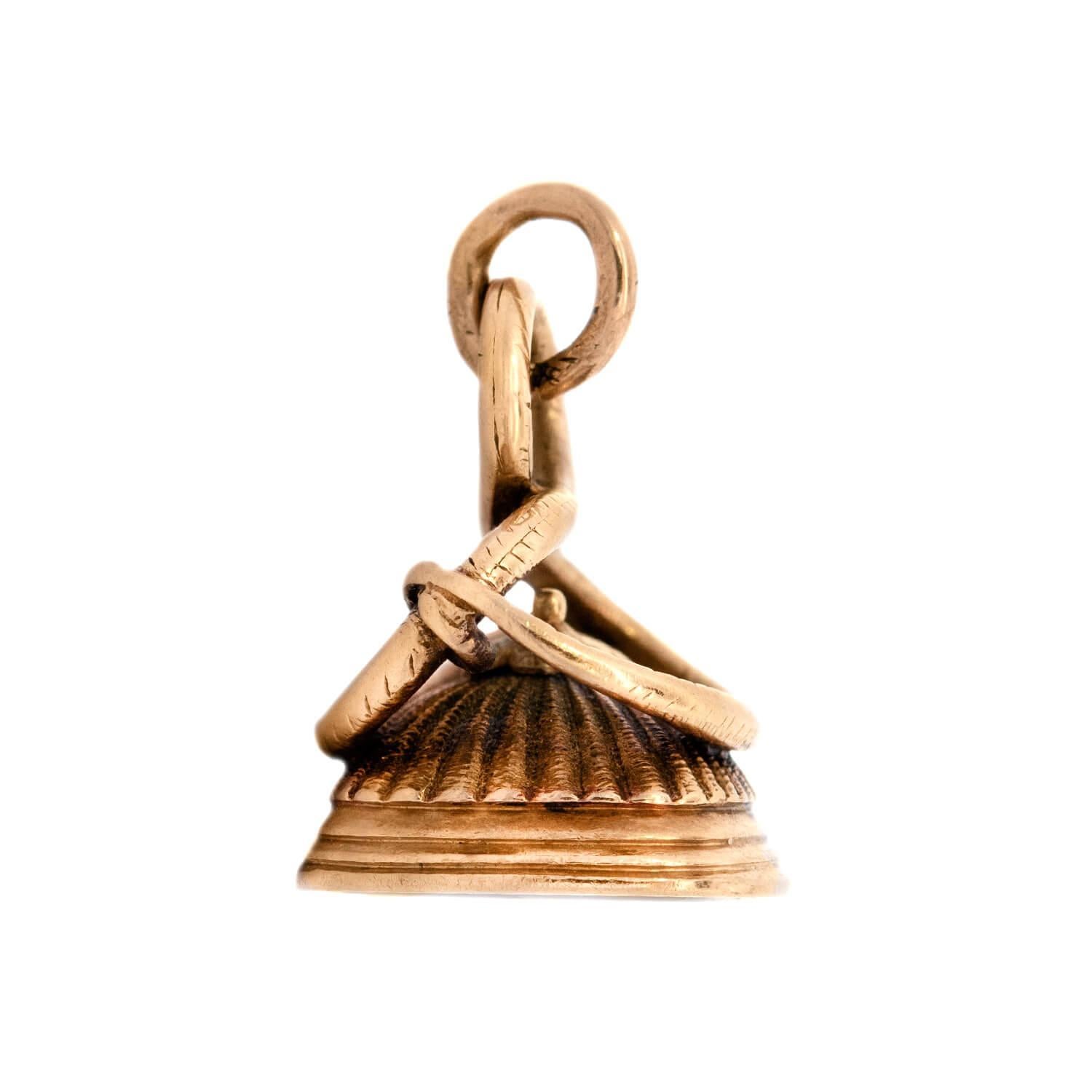 Uncut Victorian 14k Agate Snake Motif Fob For Sale