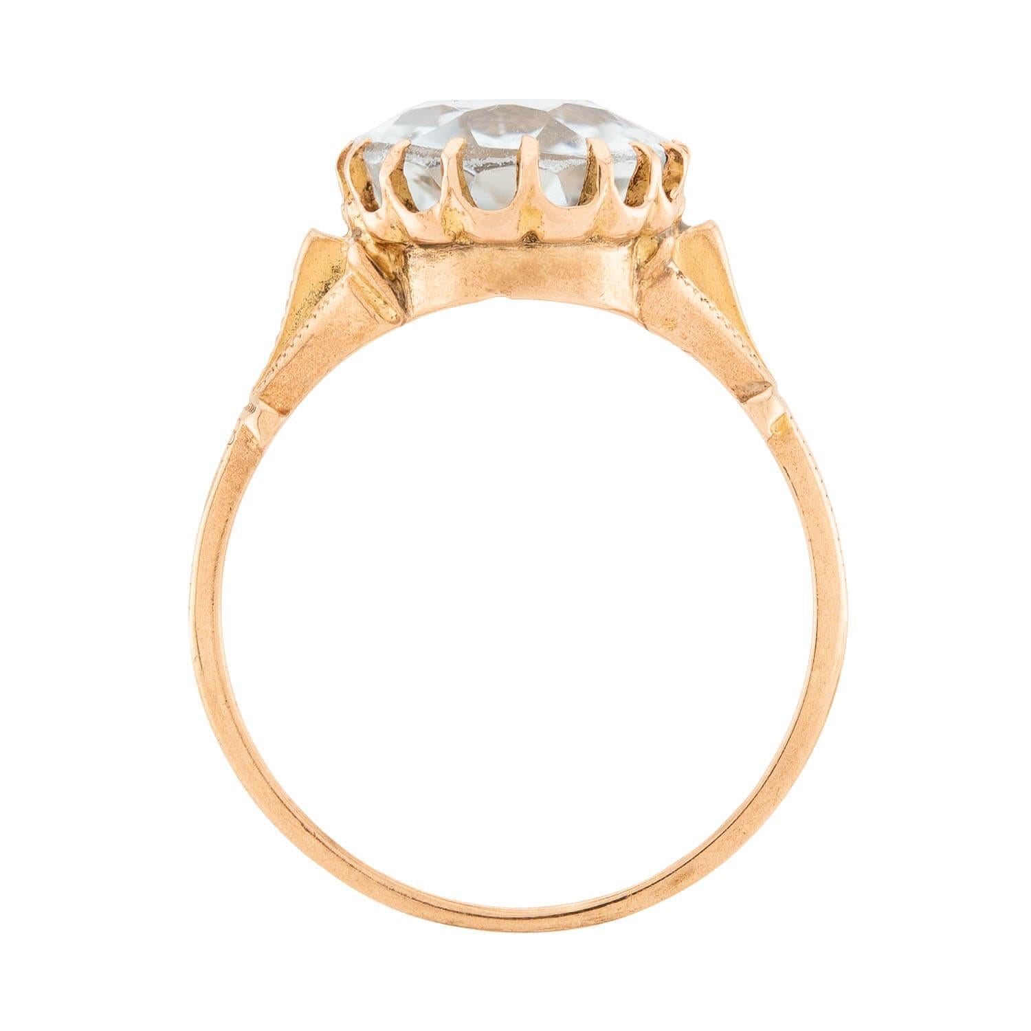 Taglio ovale Anello vittoriano in acqua 14k in vendita