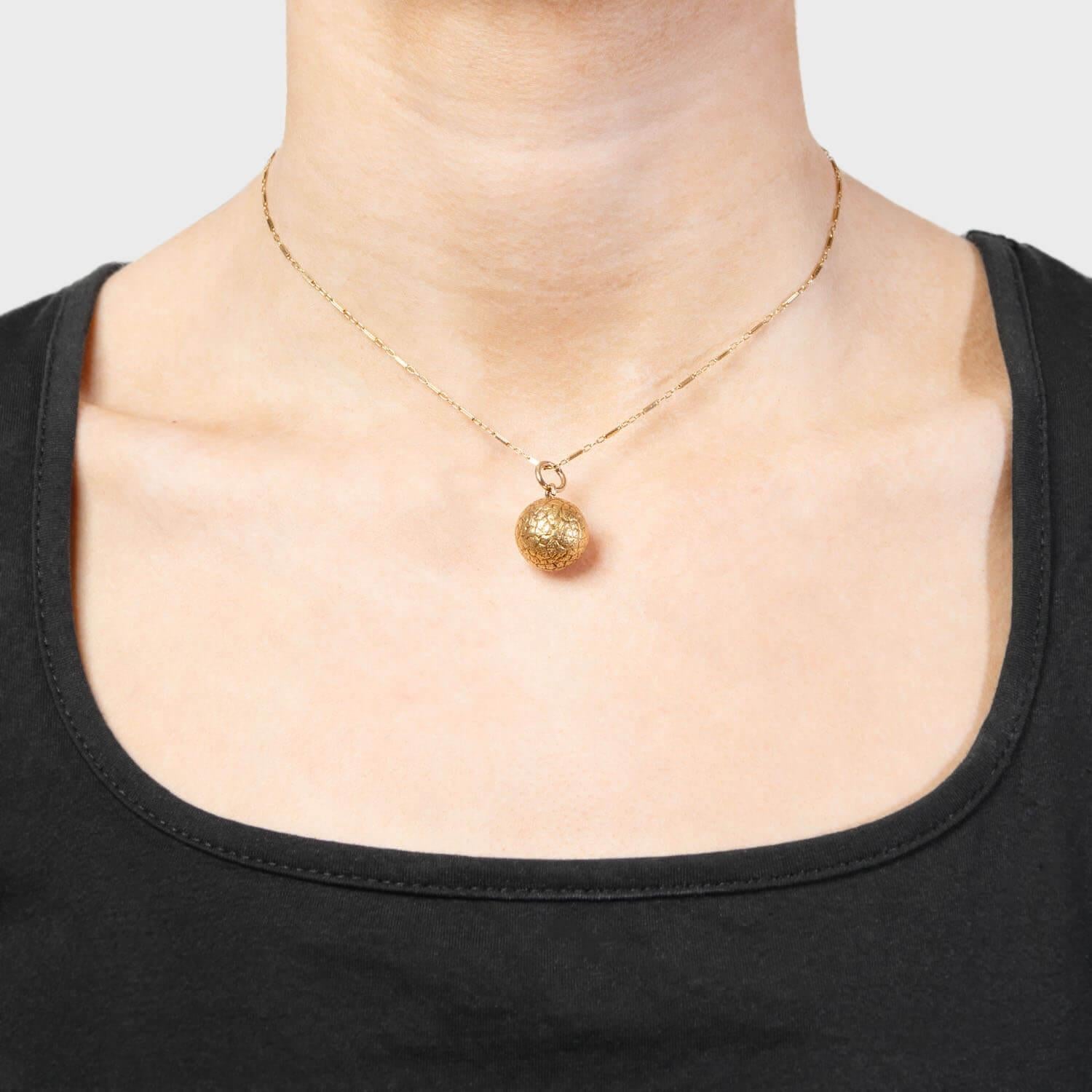 De las mujeres Colgante Victoriano de Bola de 14k en venta