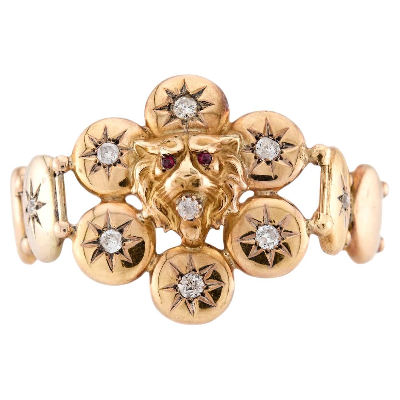 Pulsera Victoriana de 14 quilates con botón de león de diamante y rubí