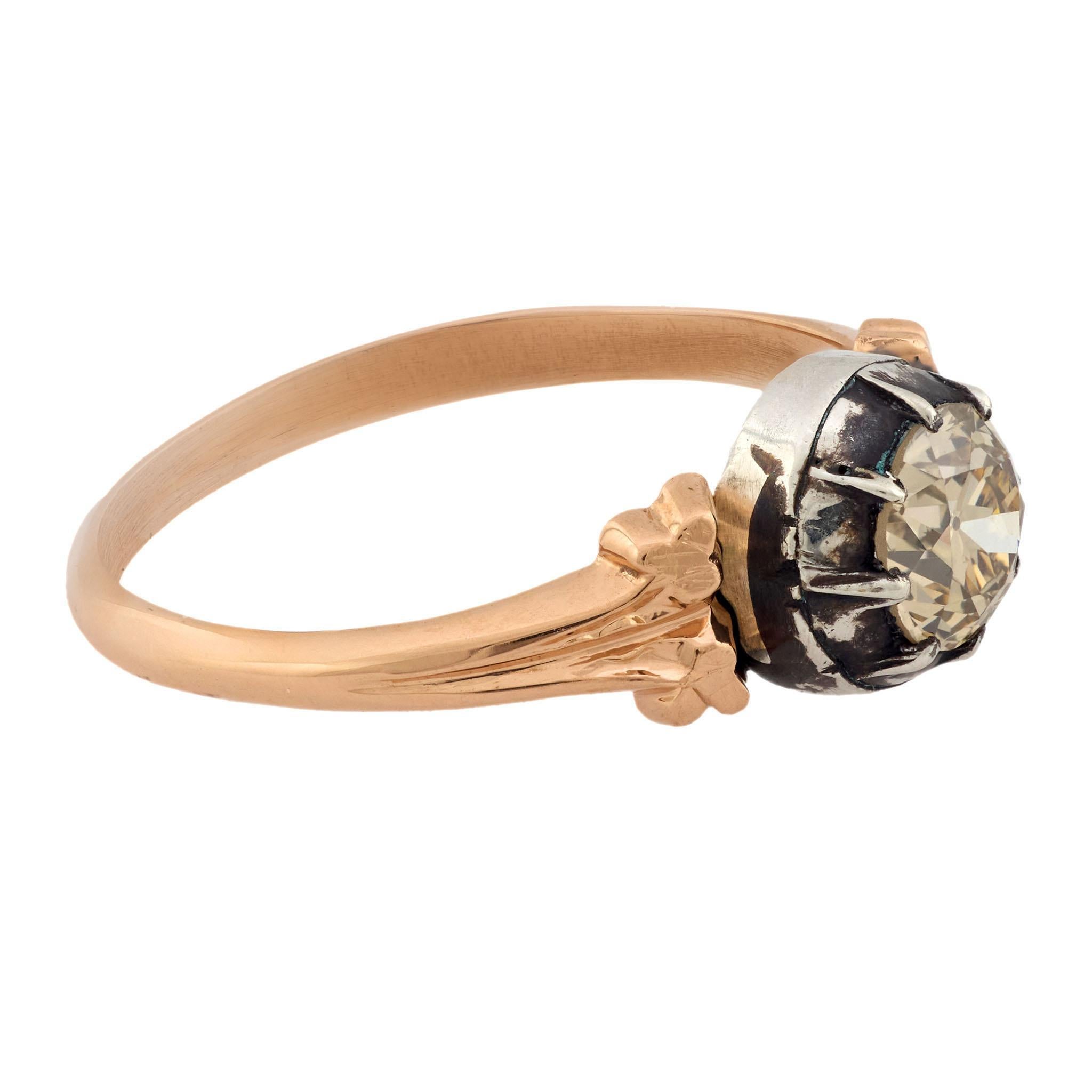 Vittoriano Anello di fidanzamento vittoriano con diamante 14k da .58ct in vendita