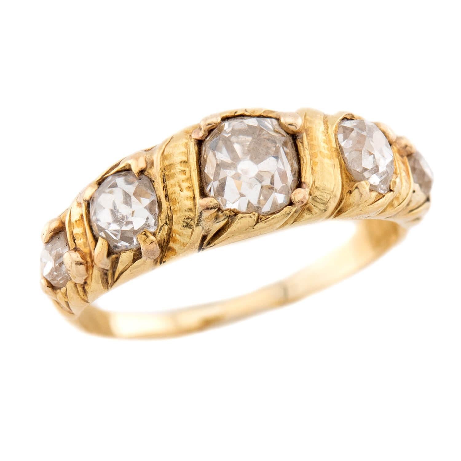 Anello vittoriano a cinque pietre con diamante 14k In condizioni buone in vendita a Narberth, PA