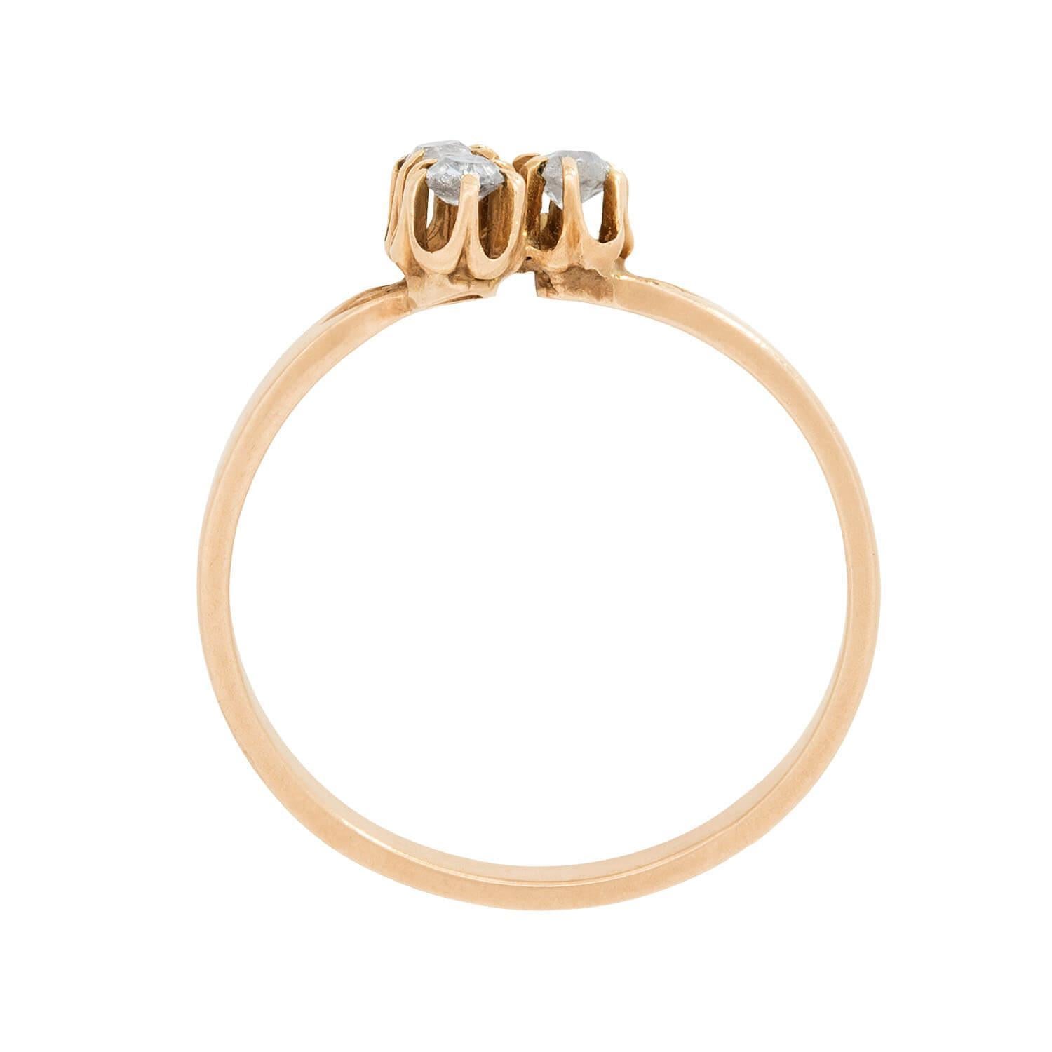 Taglio vecchia miniera Victorian 14k Diamond Trefoil Ring in vendita