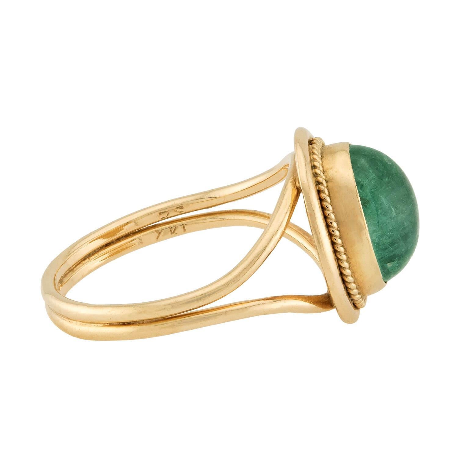 Viktorianischer 14k Smaragd Ring (Cabochon) im Angebot