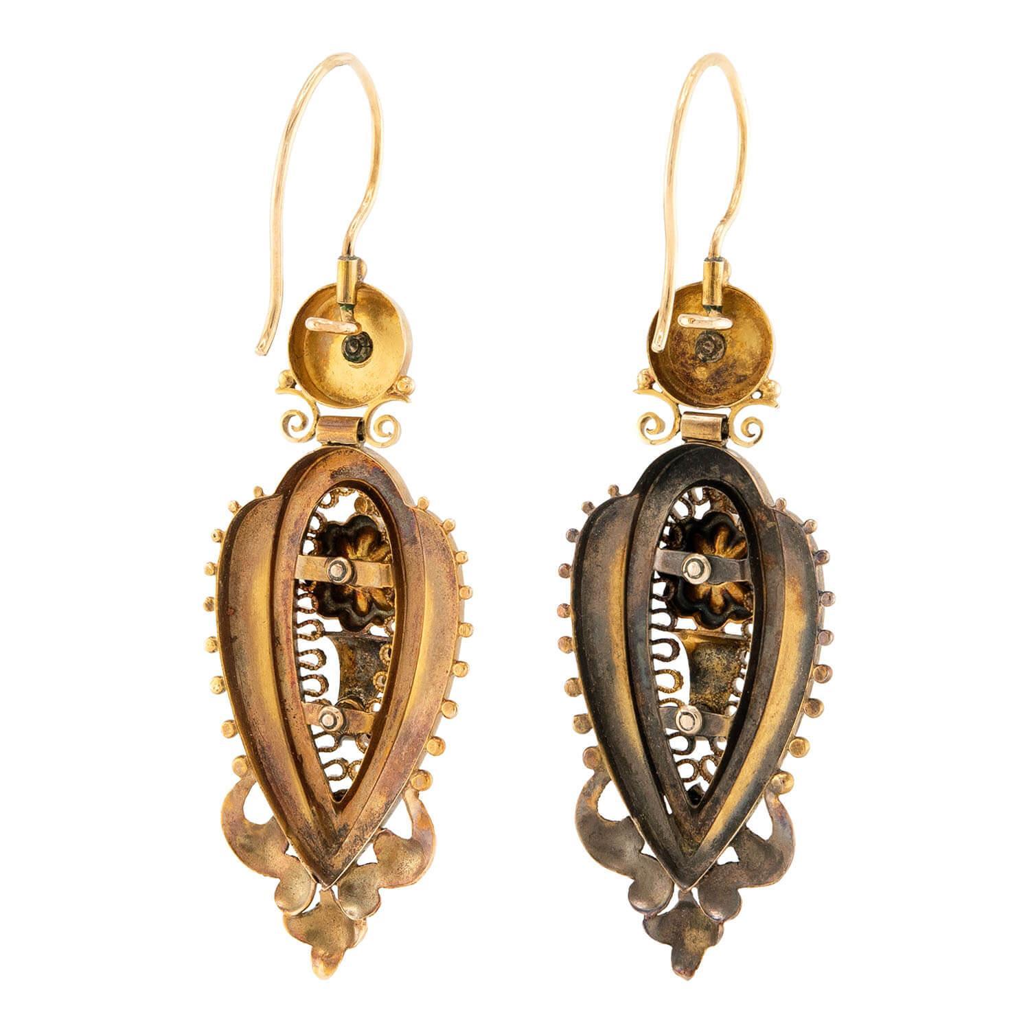 Vittoriano Orecchini vittoriani con smalto etrusco e perle in 14k in vendita