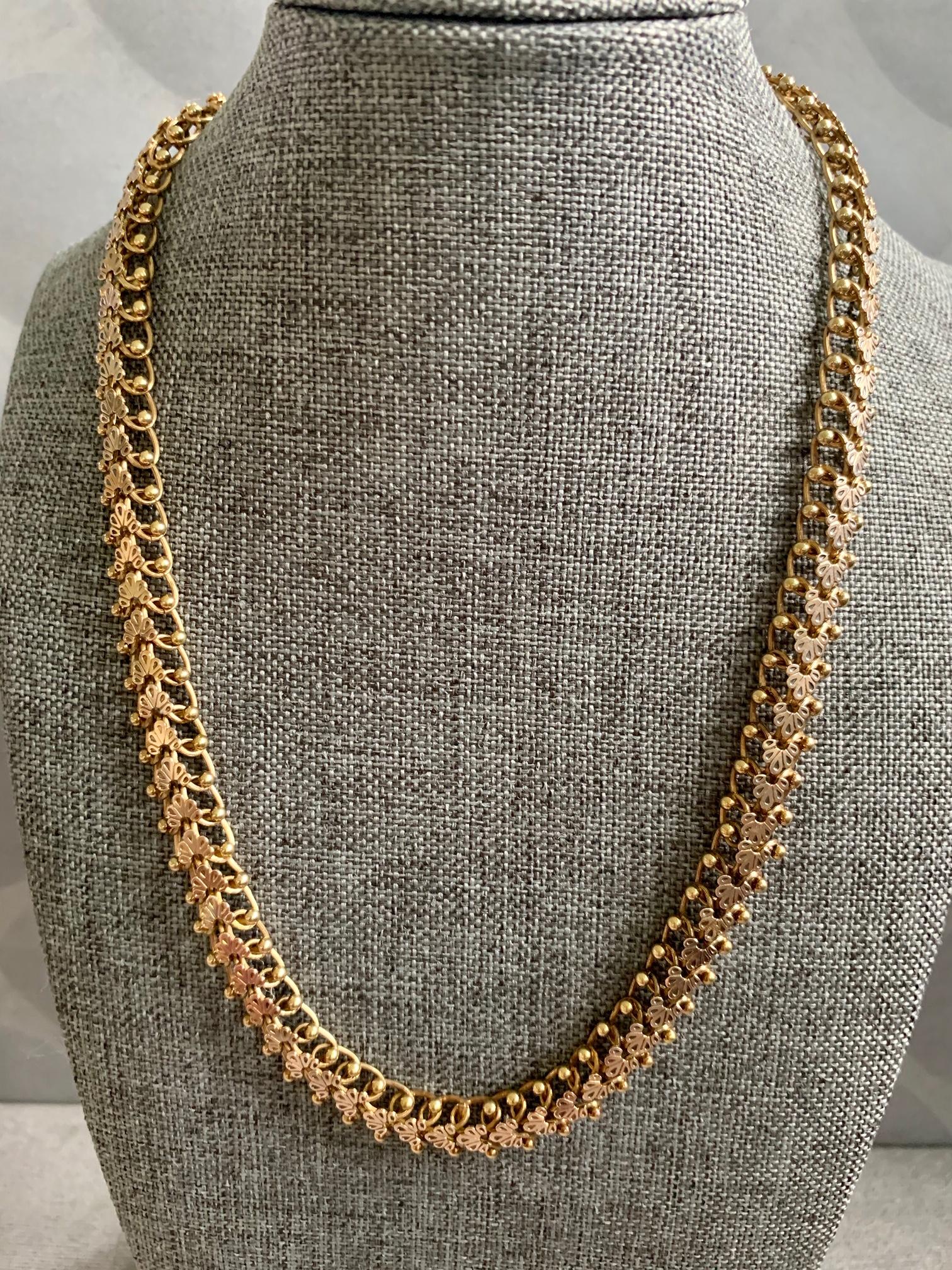 Women's Victorian 14 Karat Gold Chain For Sale