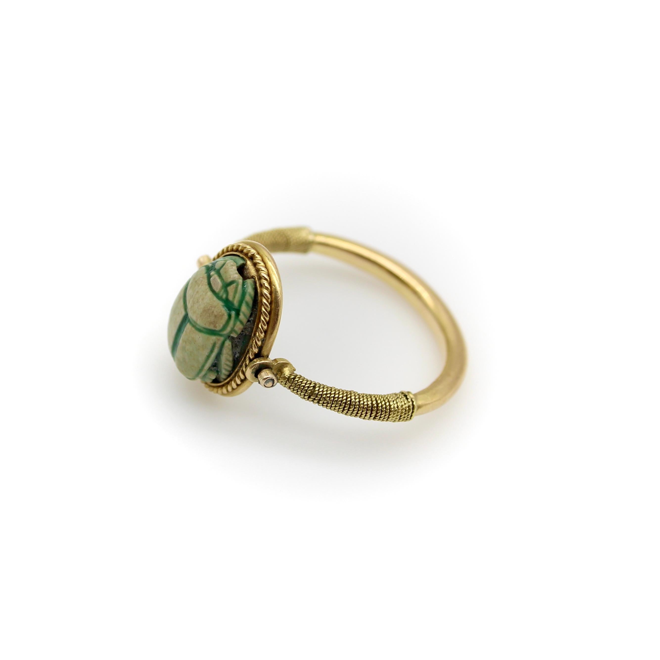 Viktorianischer 14K Gold Ägyptische Wiedergeburt Skarabäus-Drehring im Angebot 1