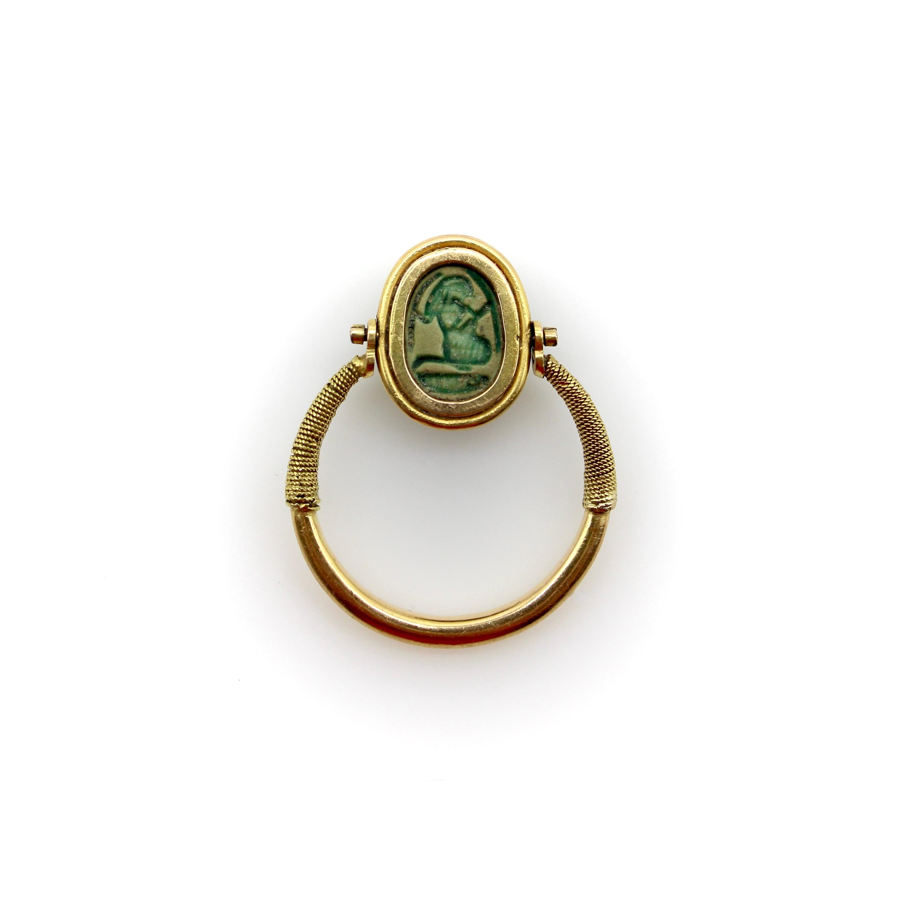 Viktorianischer 14K Gold Ägyptische Wiedergeburt Skarabäus-Drehring im Angebot 4