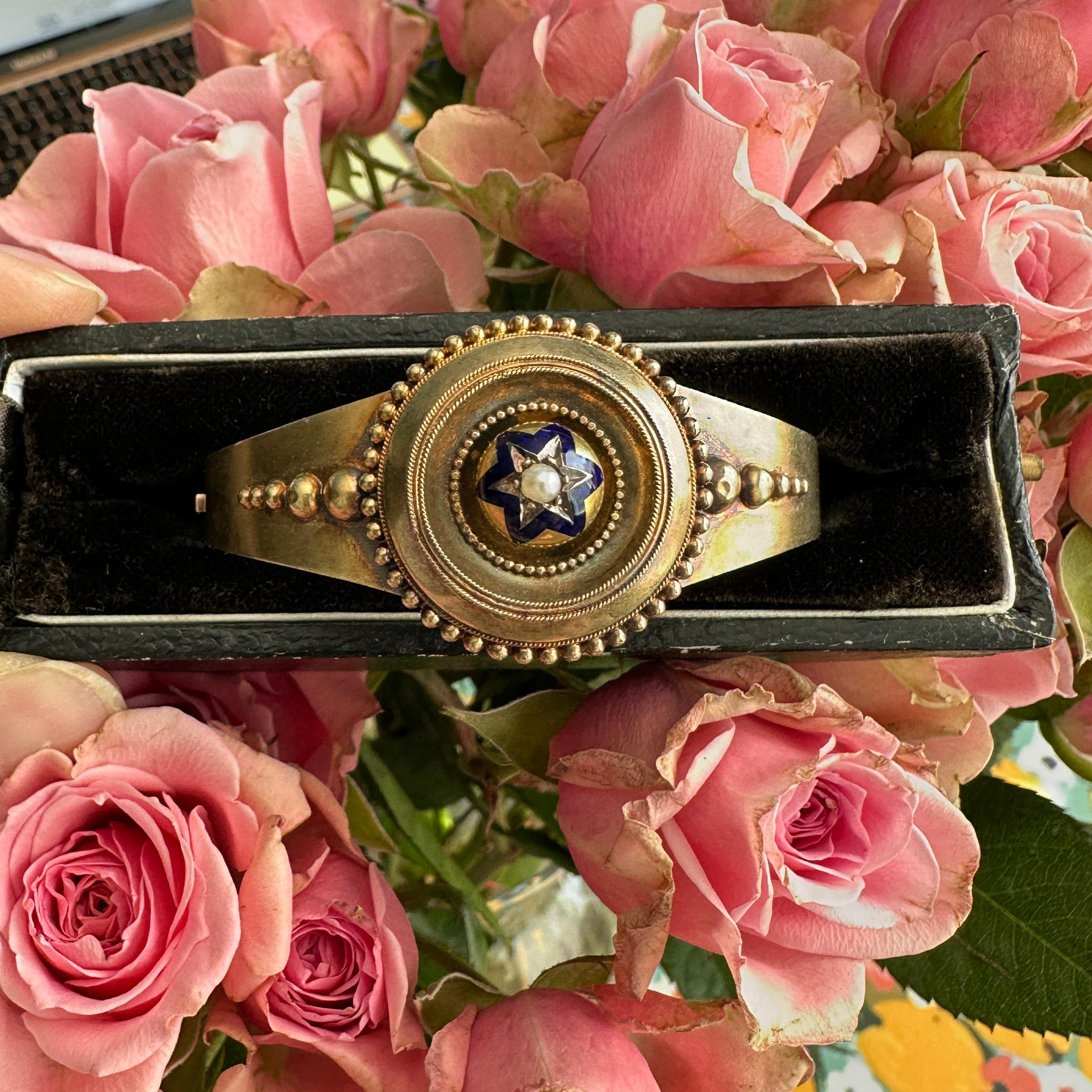 Pulsera victoriana de oro de 14 quilates con estrella esmaltada en venta 11