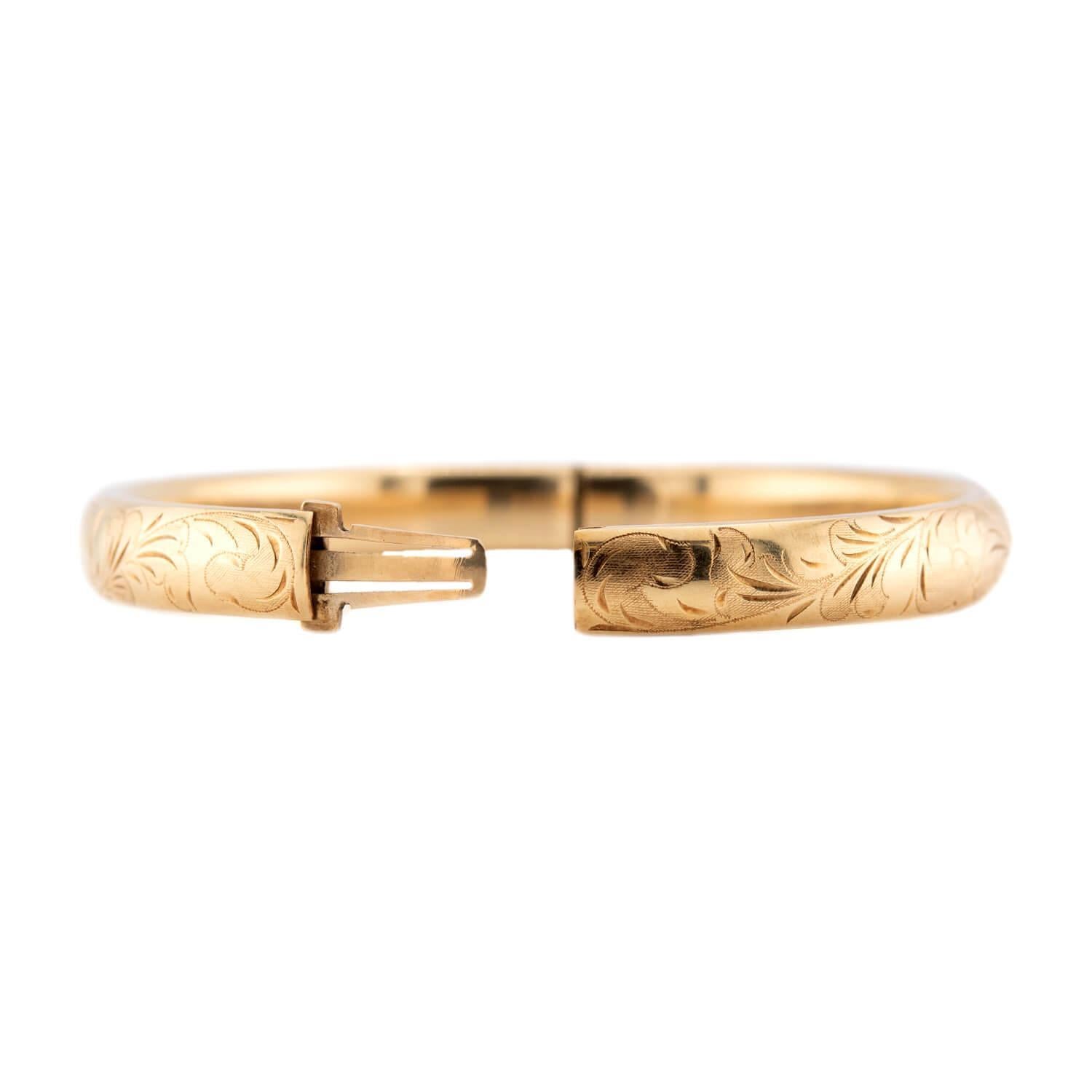 Bracciale vittoriano con incisione in oro 14k in vendita 1