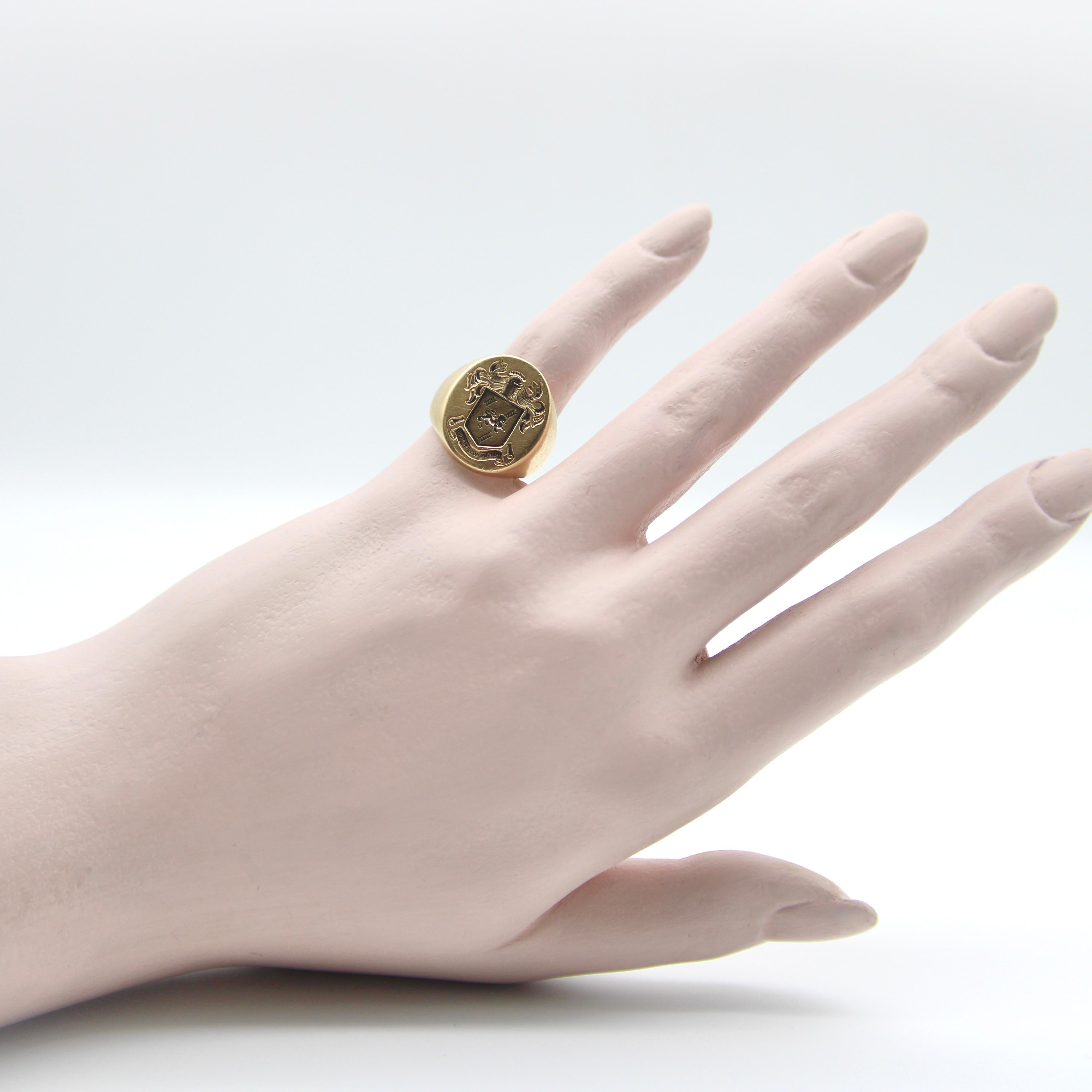 Victorian 14K Gold Intaglio Signet Ring with Family Crest 3
