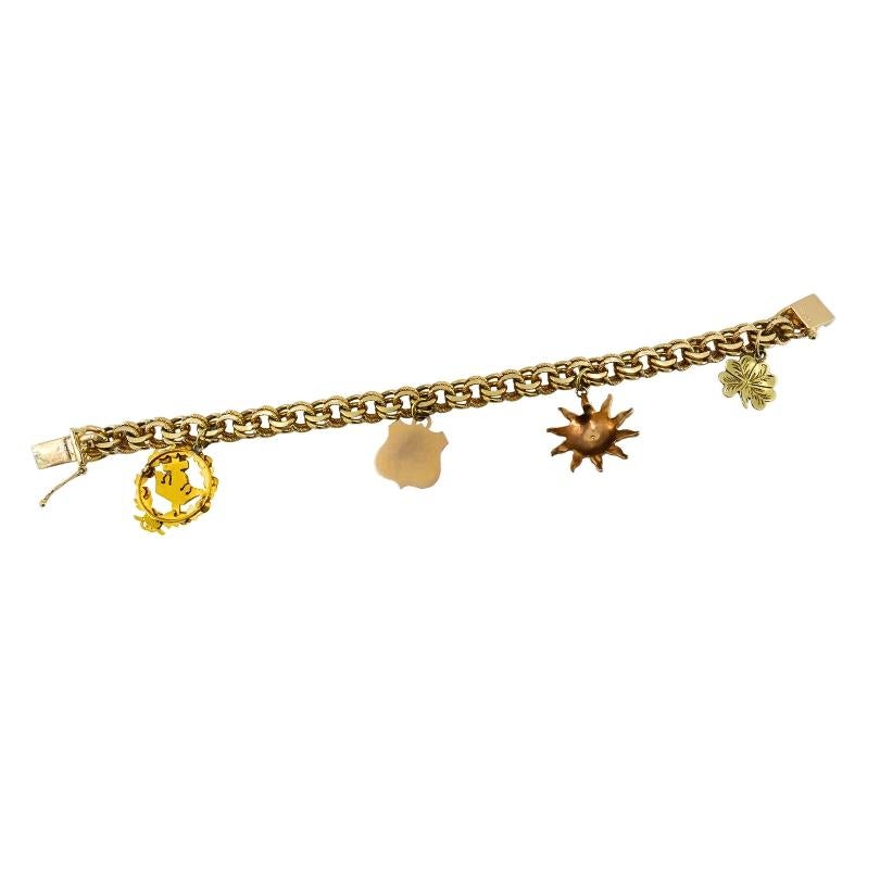 Victorien en or 14k  Bracelet à maillons  Perles en émail et charms gravés en vente 6