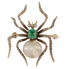 Spilla ragno vittoriana in oro 14K con perle naturali e smeraldi