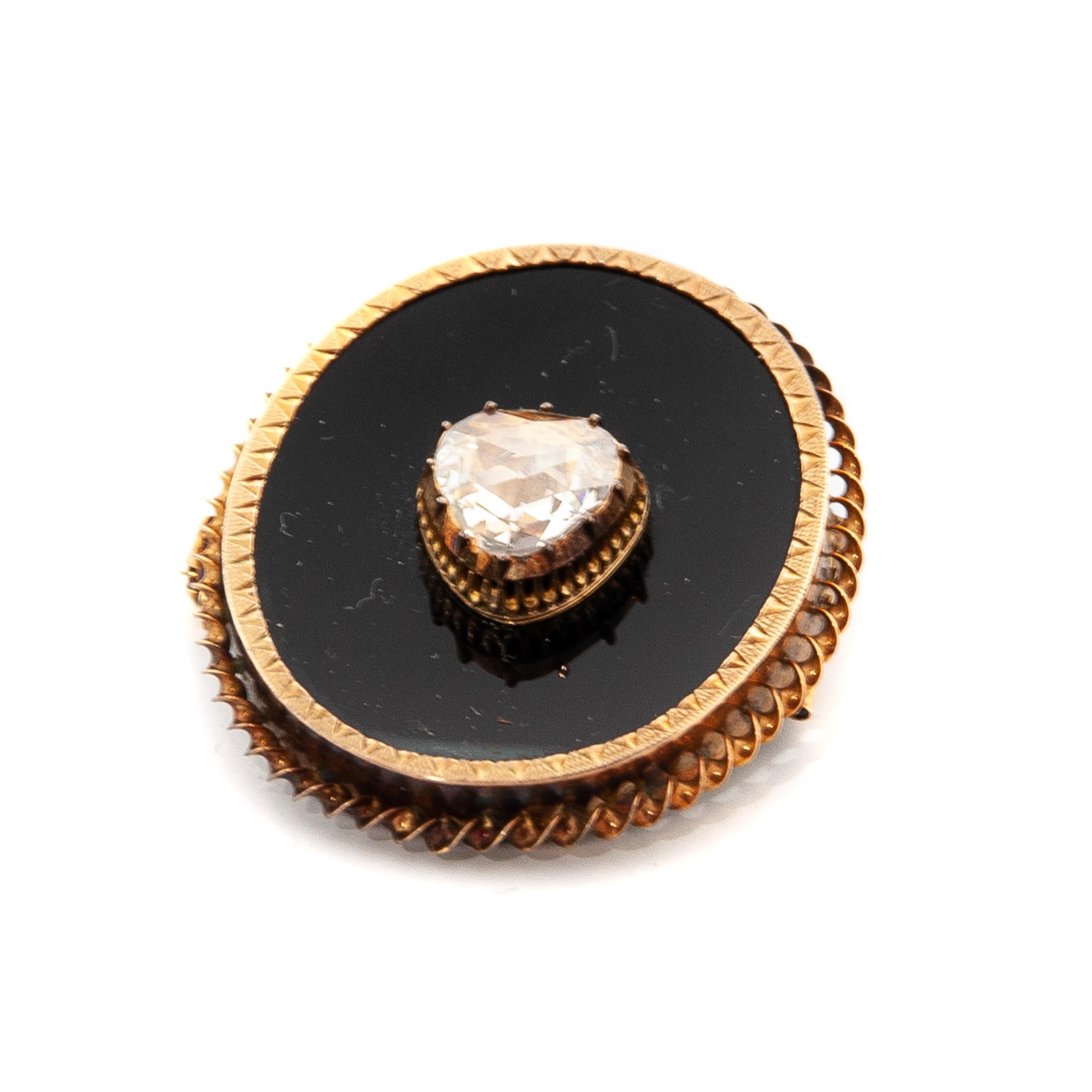 Antique Onyx and Rose Cut Diamond Gold Pin Brooch In Good Condition For Sale In Rotterdam, NL