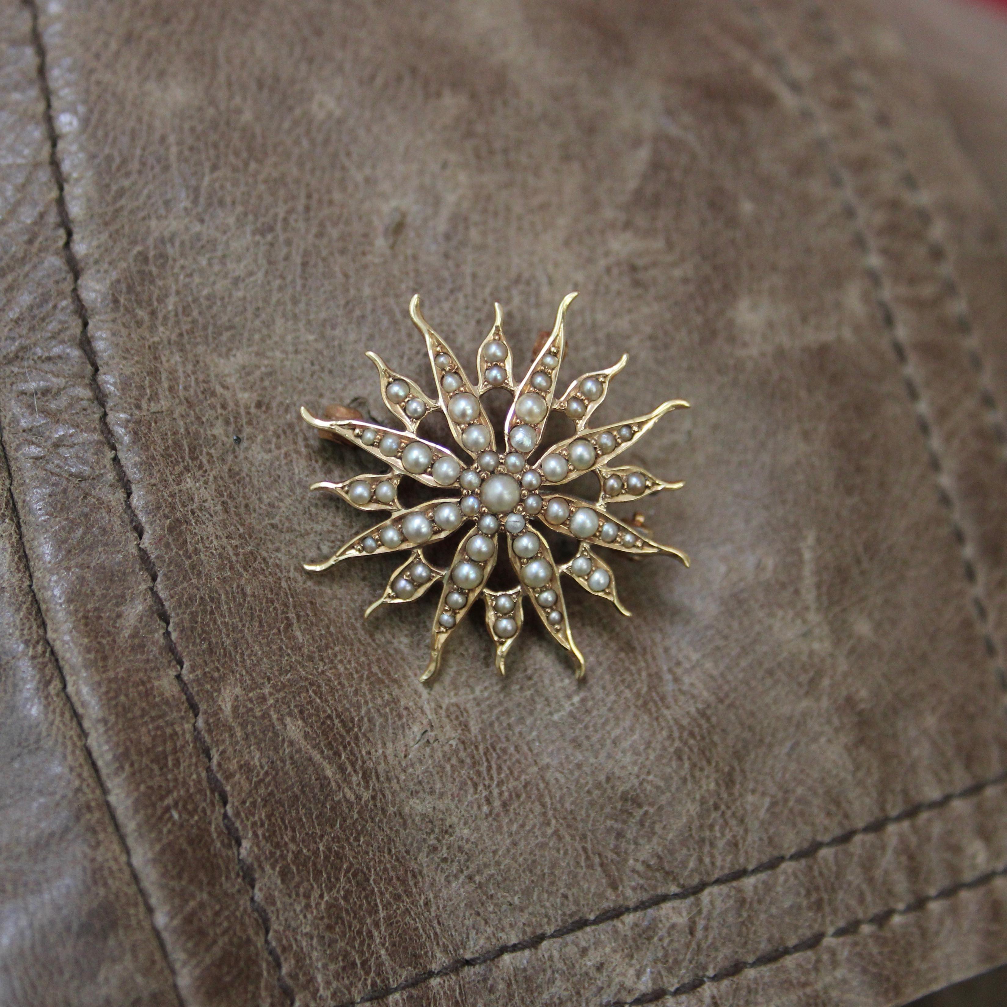Spilla vittoriana con ciondolo a forma di stella in oro 14K e perle, 1890 circa in vendita 2
