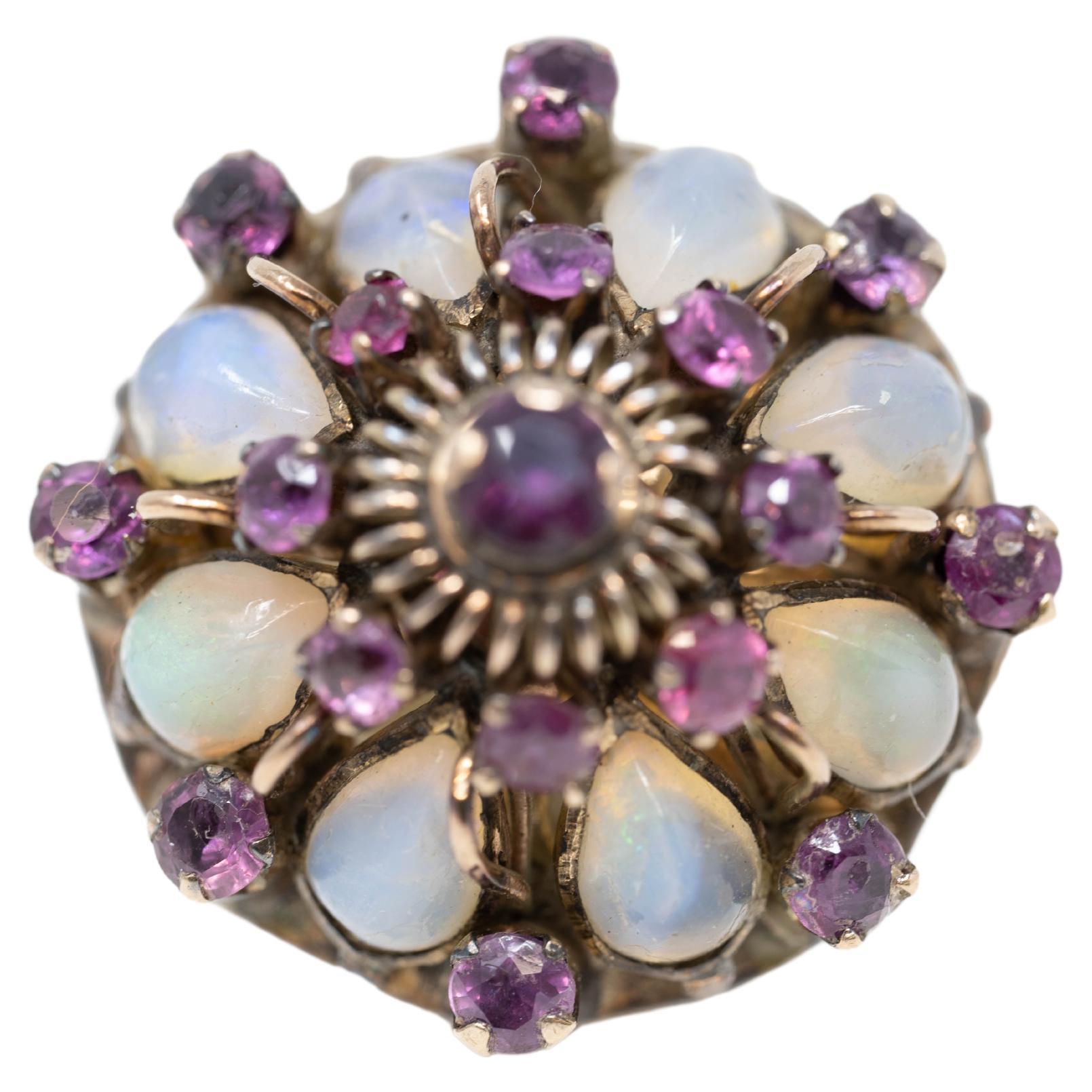 Viktorianischer 14 Karat Gold Ring Rubine und Opal Edelsteine
