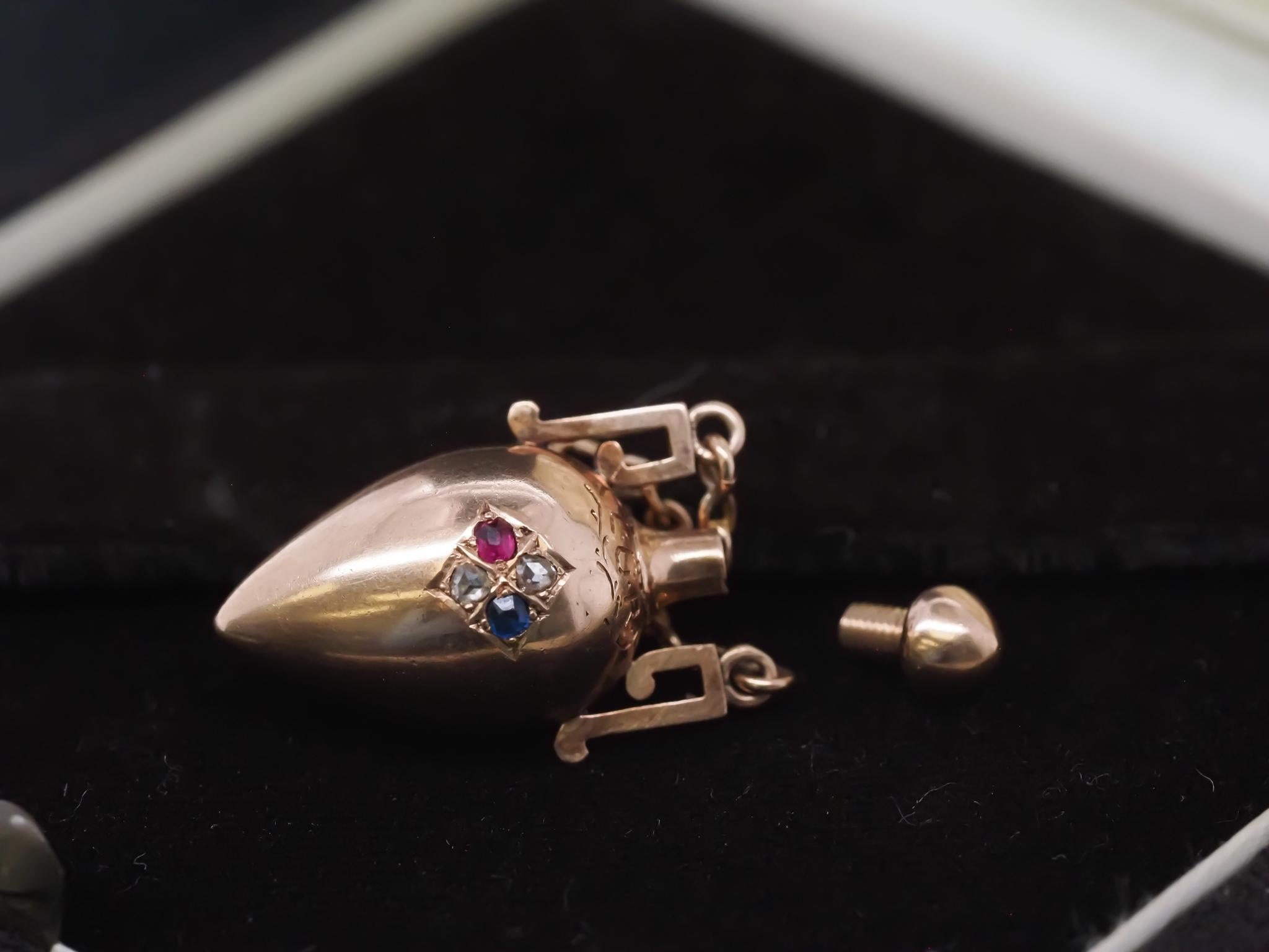 Victorian 14K Gold Sapphire Diamond and Ruby Perfume Flask Screw Top Pendant For Sale 5