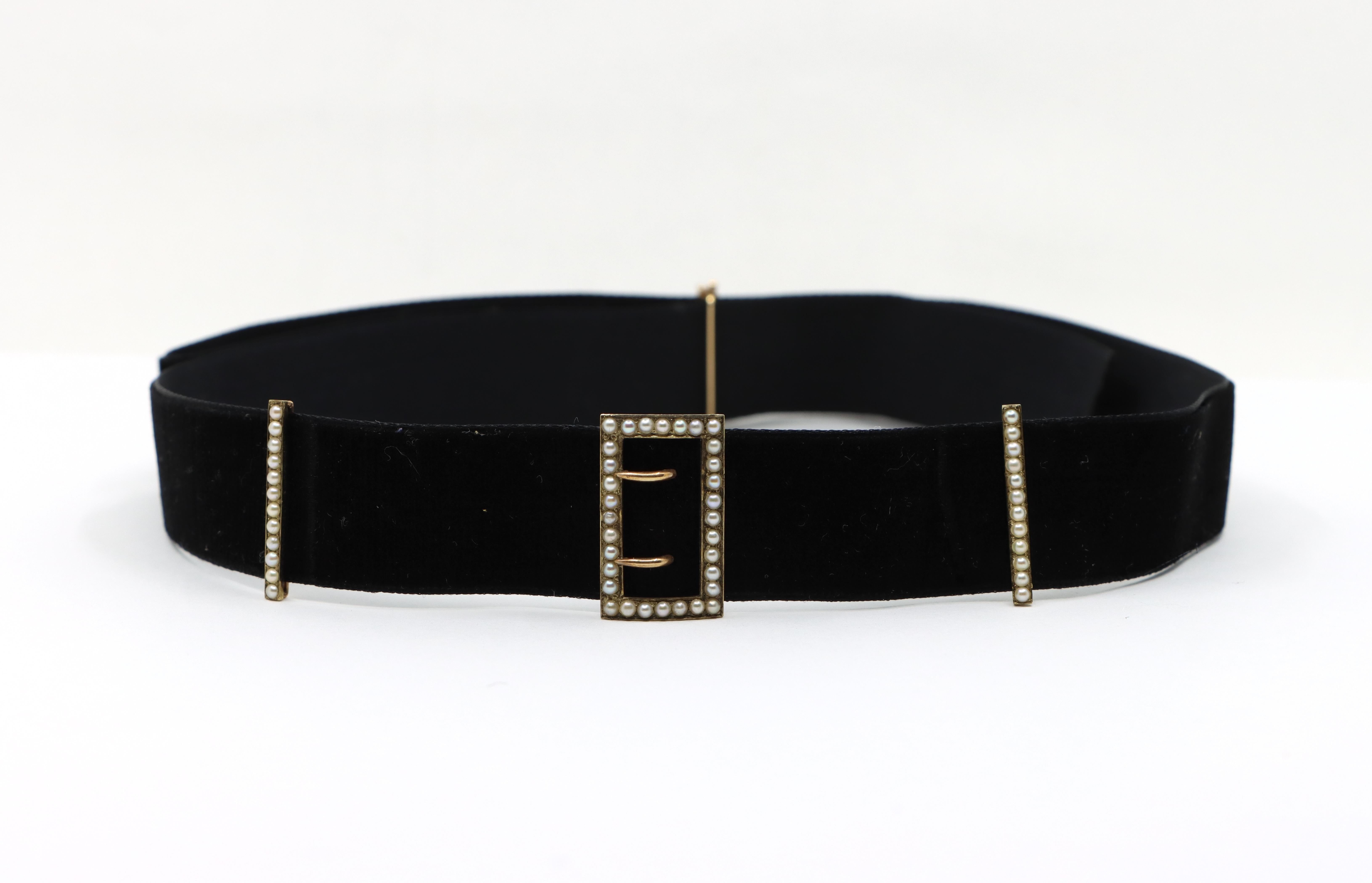 Round Cut Victorian 14K Gold Seed Pearl Buckles Black Velvet Choker