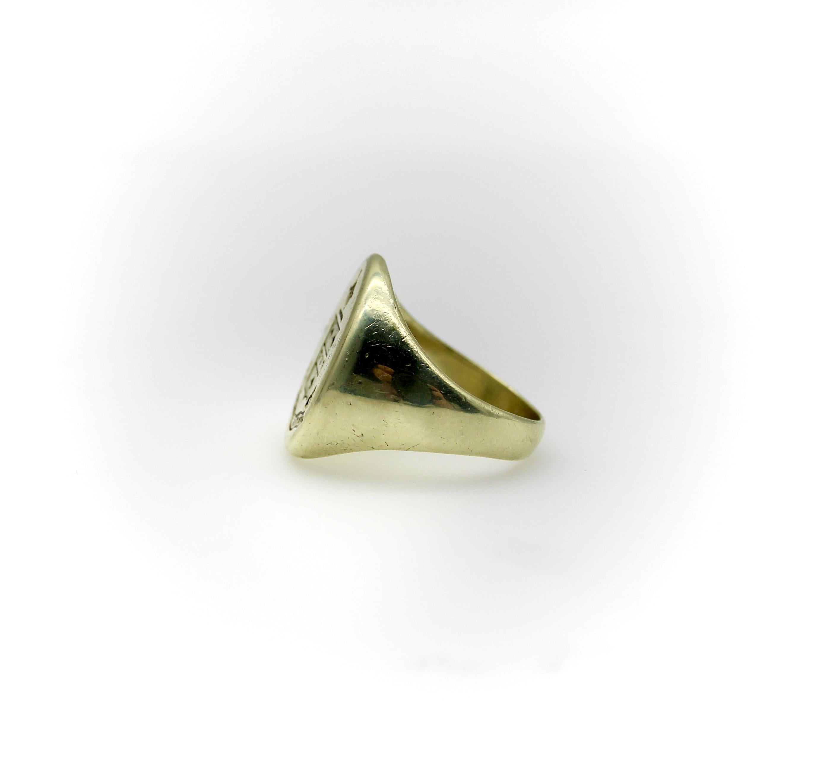 Victorian 14K Gold Signet Ring with “Spiritus Gladius” Motto For Sale 2