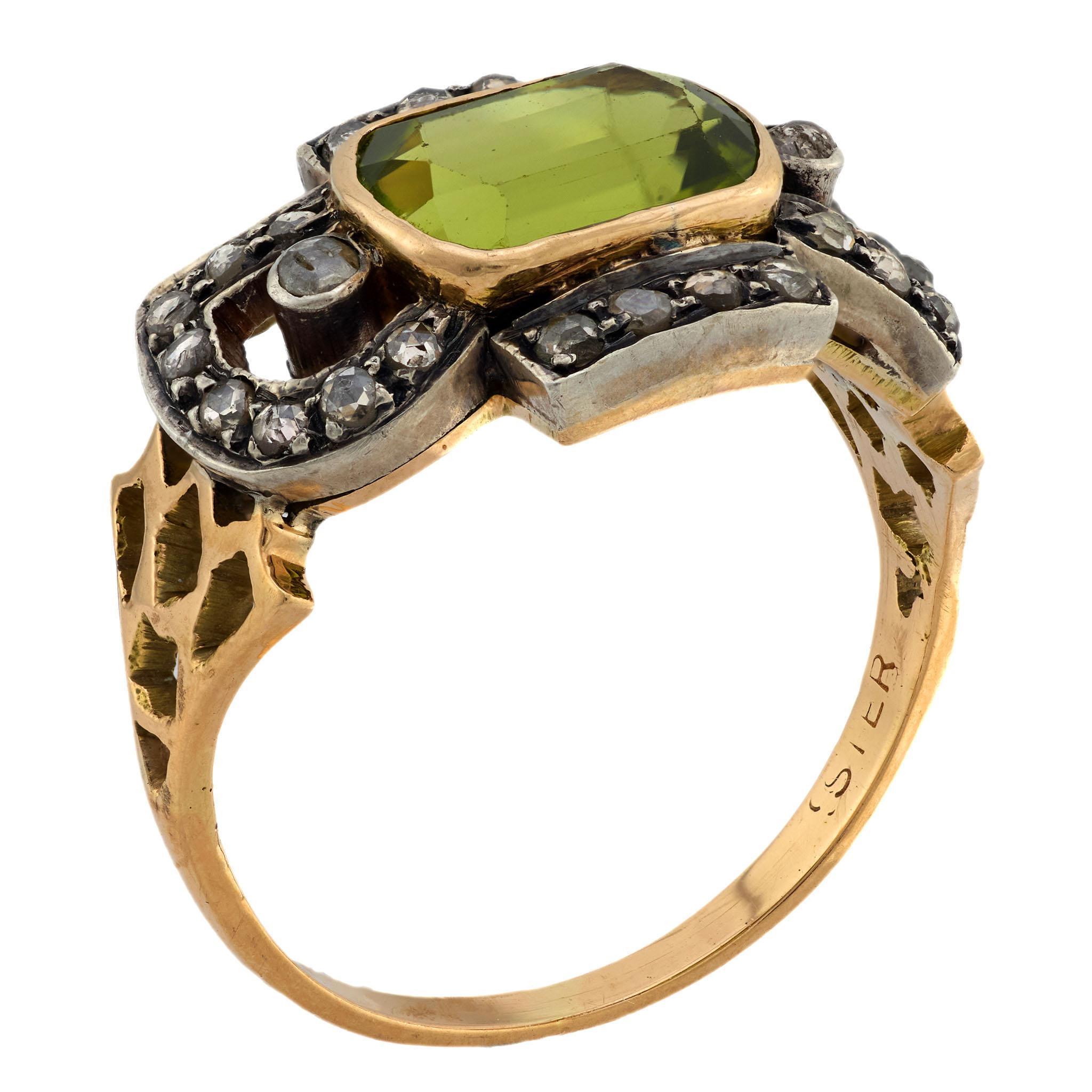 Victorian 14k/Platinum Peridot and Diamond Ring In Good Condition For Sale In Narberth, PA