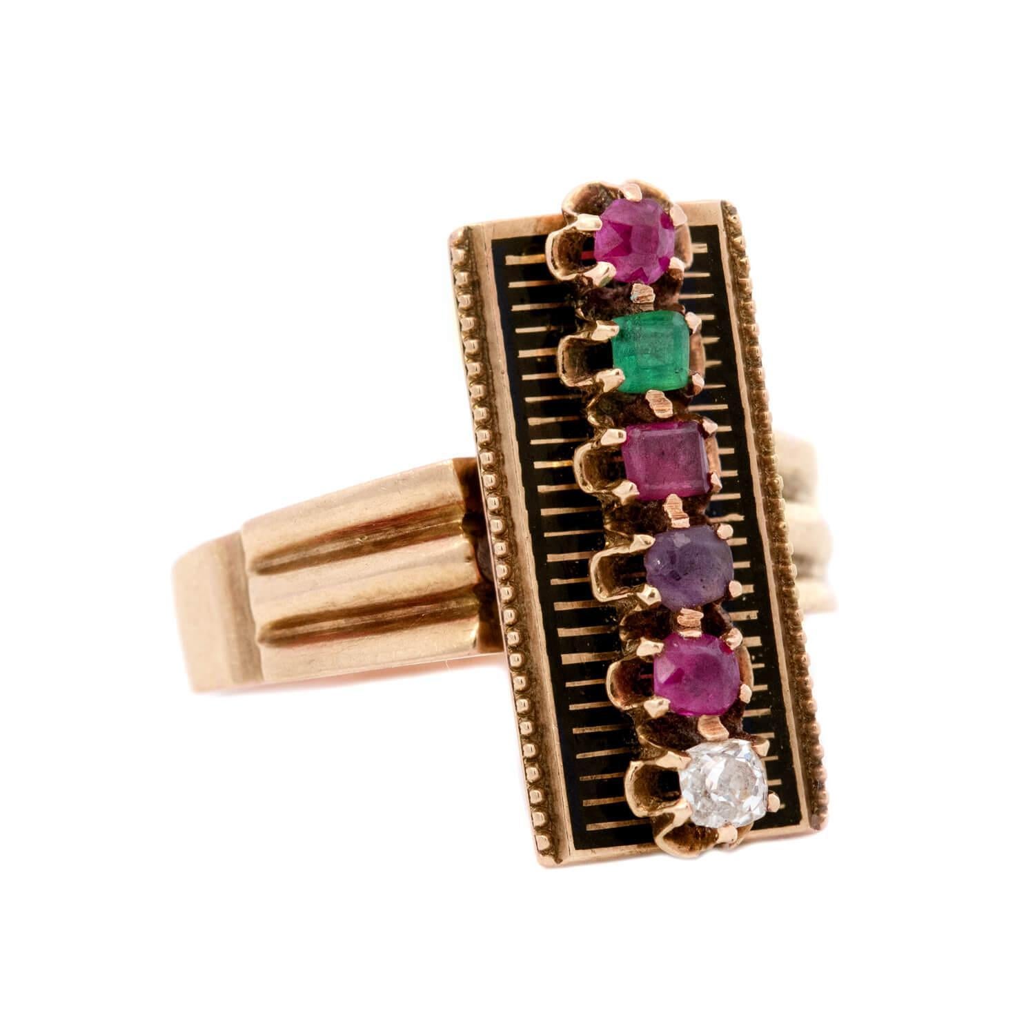 ¡Un precioso anillo 