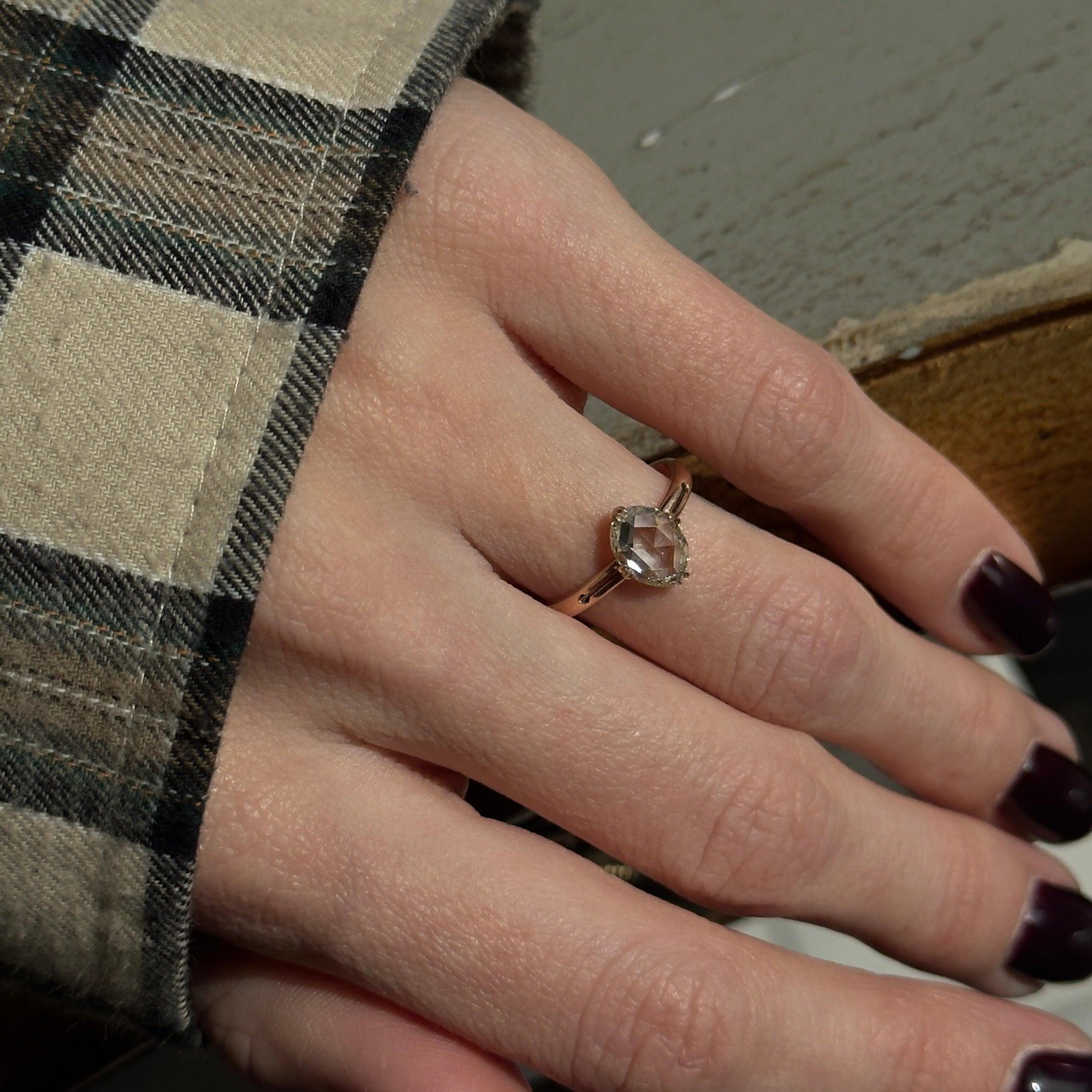 Victorien Bague de fiançailles victorienne en or rose 14 carats de 1,02 carat en vente