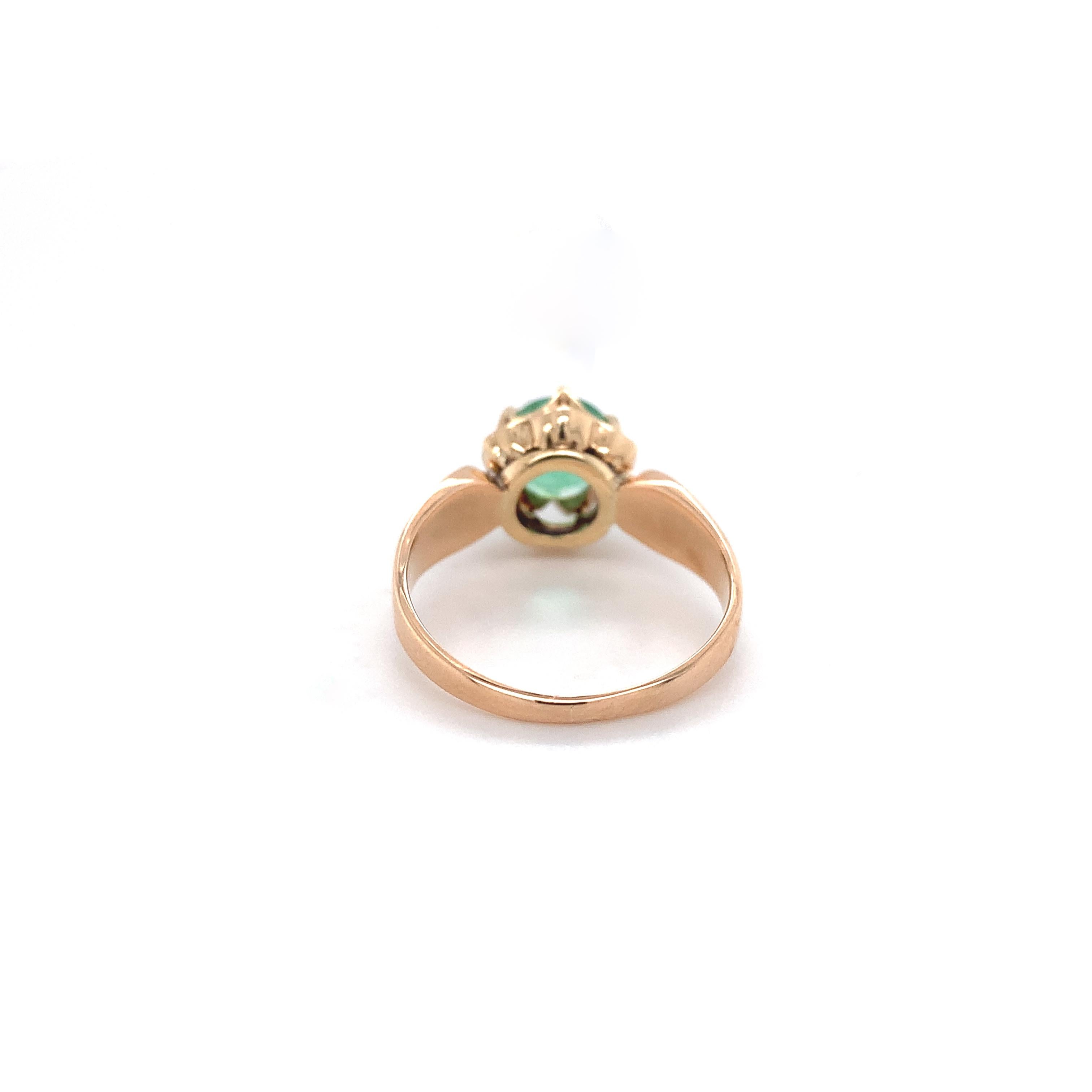Women's Victorian 14K Rosy Yellow Gold Ring with .94ct Emerald For Sale