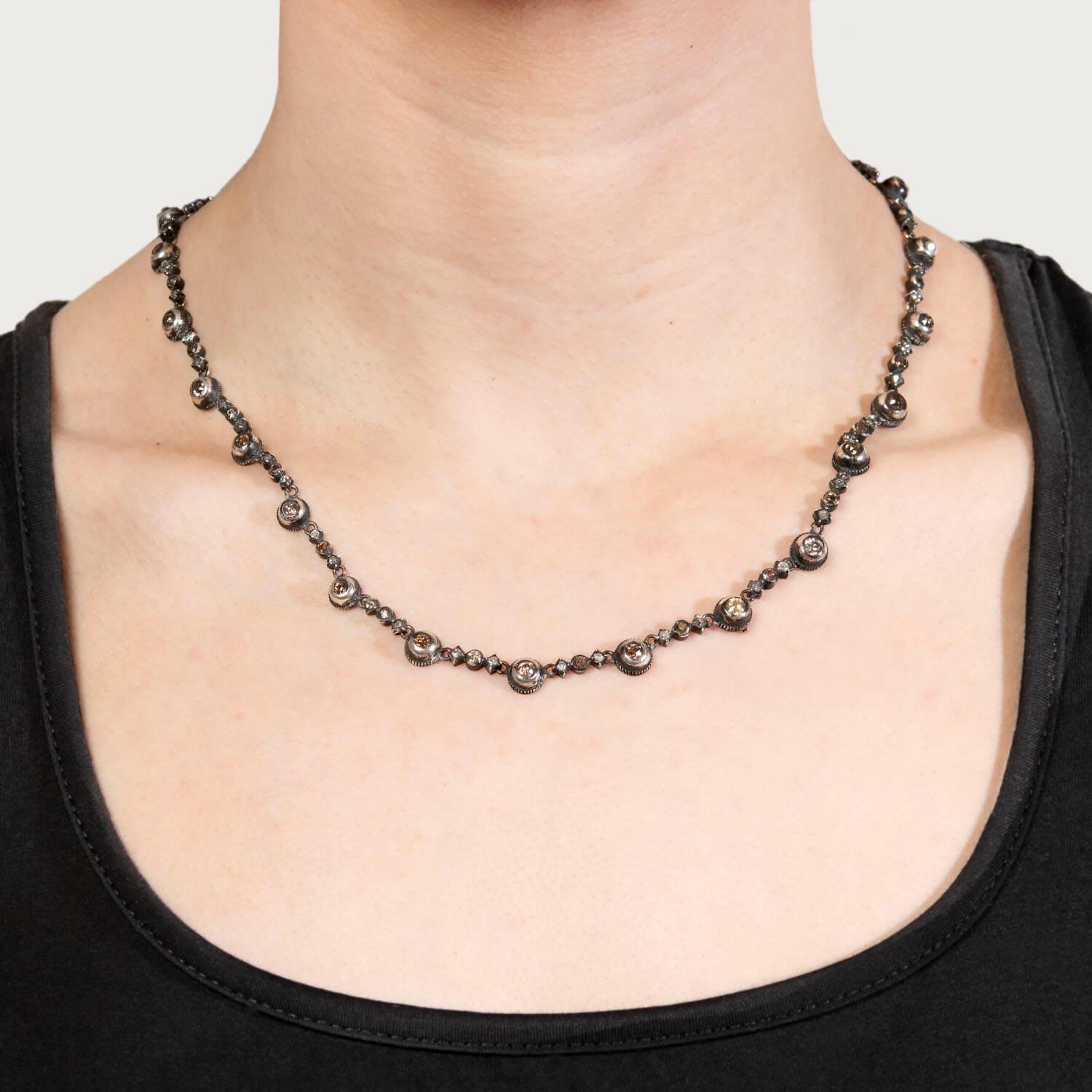 Collana Vittoriana Riviera con diamanti multicolore in argento 14k/sterling In condizioni buone in vendita a Narberth, PA
