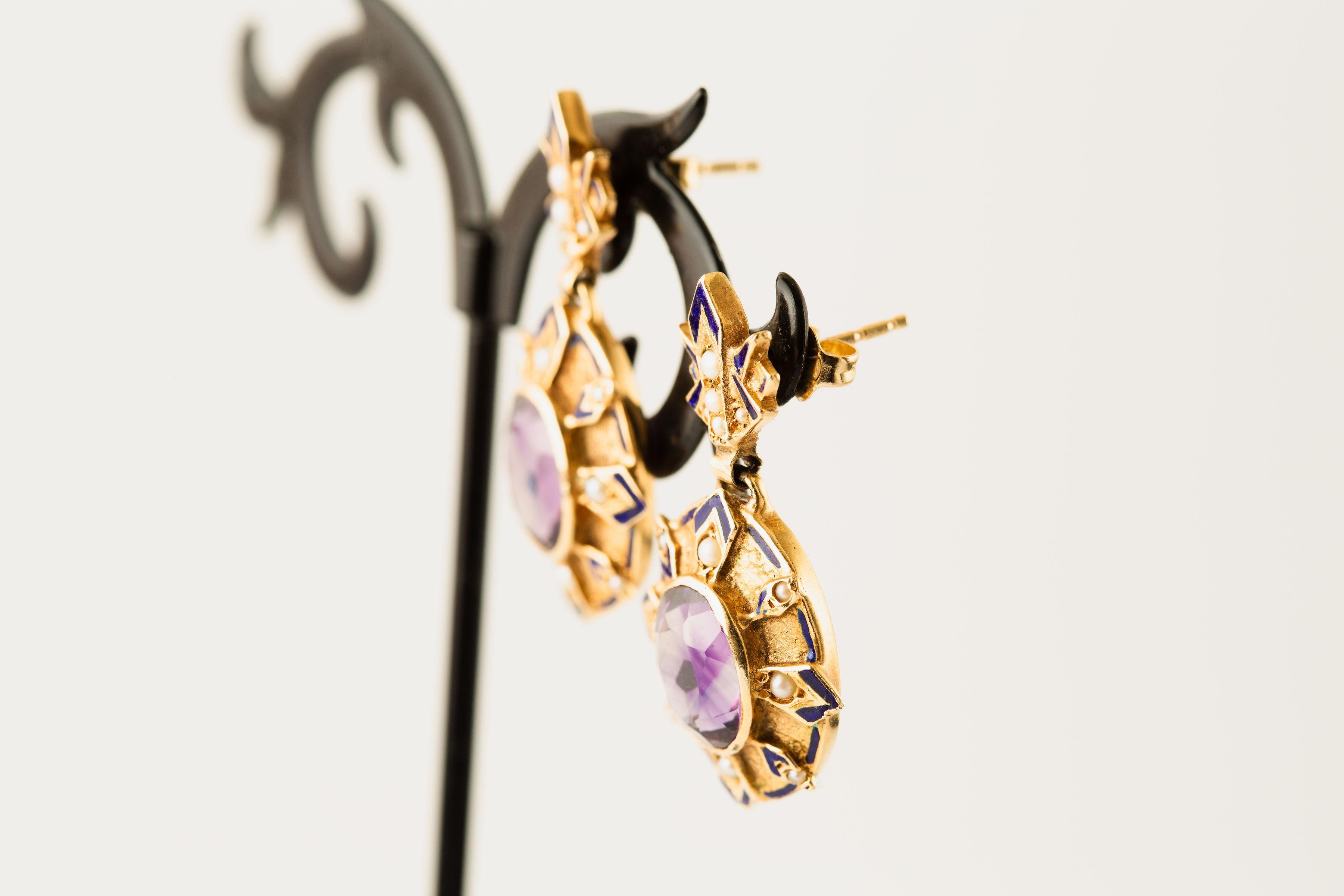 Orecchini vittoriani in oro giallo 14k con ametista e perle di seme/Enamel in vendita 2