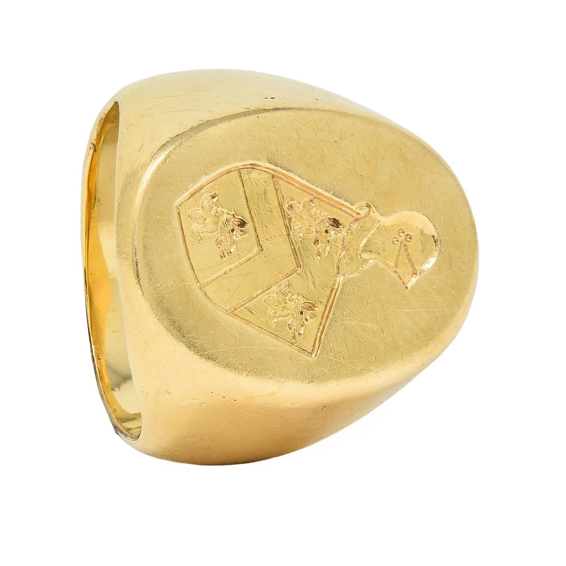 Victorian 14K Yellow Gold Antique Heraldic Crest Intaglio Unisex Signet Ring For Sale 8