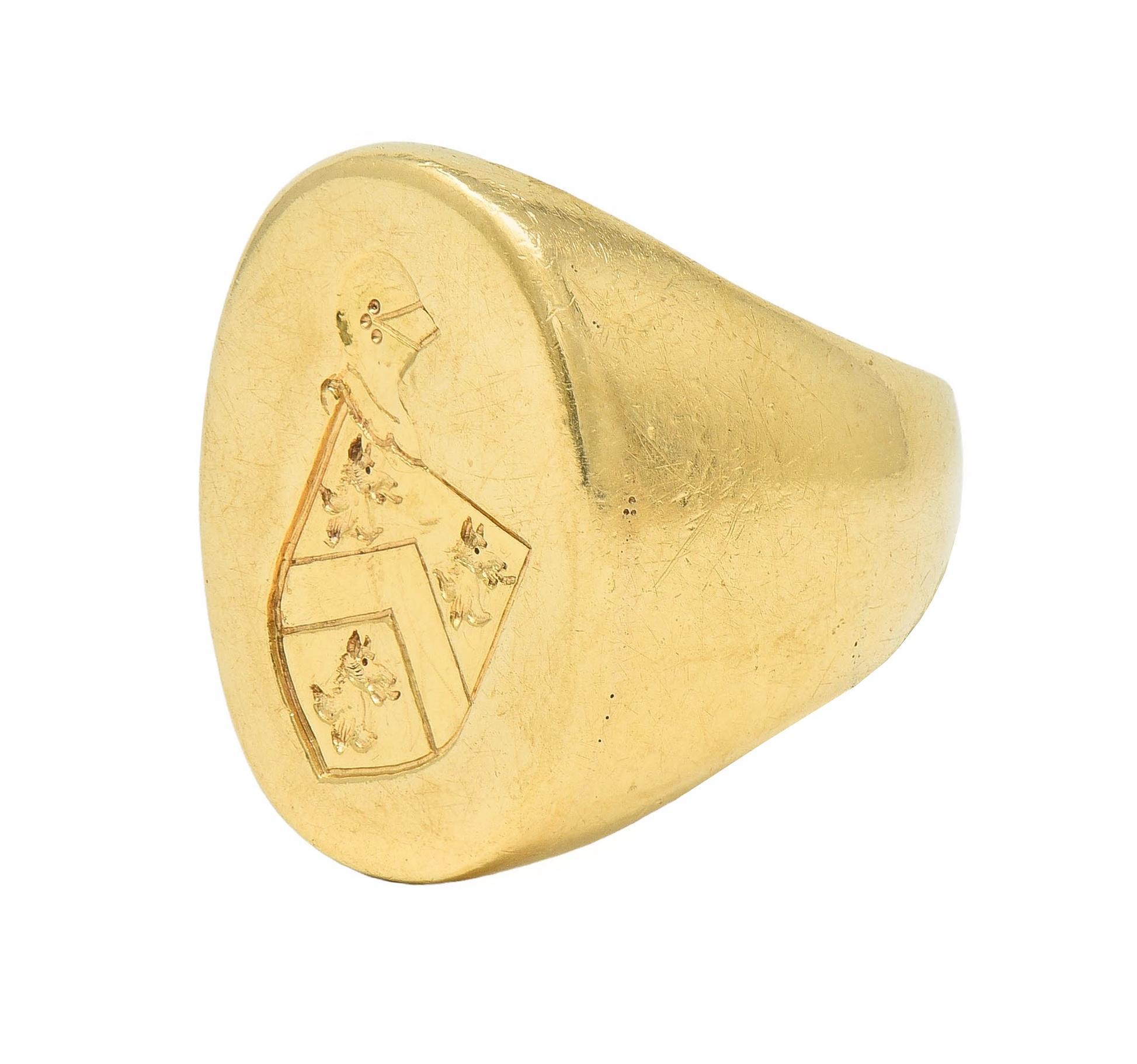 Victorian 14K Yellow Gold Antique Heraldic Crest Intaglio Unisex Signet Ring For Sale 4