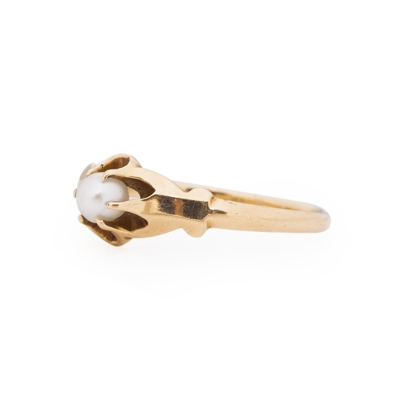 Victorian 14K Yellow Gold Belcher Style Solitaire Cultured Pearl Fashion Ring In Good Condition In Addison, TX