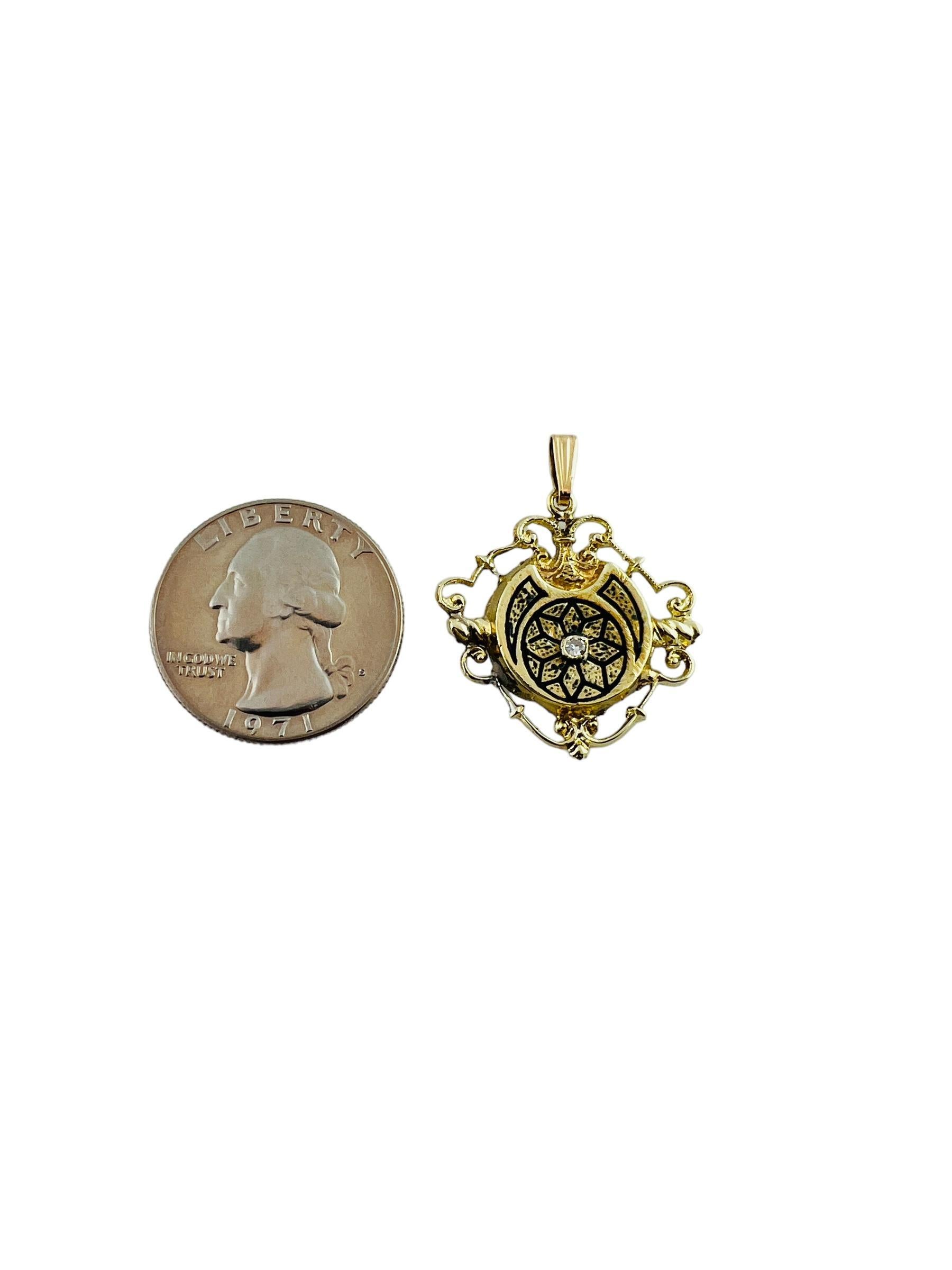 Pendentif Victorien en or jaune 14K avec diamant en émail noir #15996 en vente 3